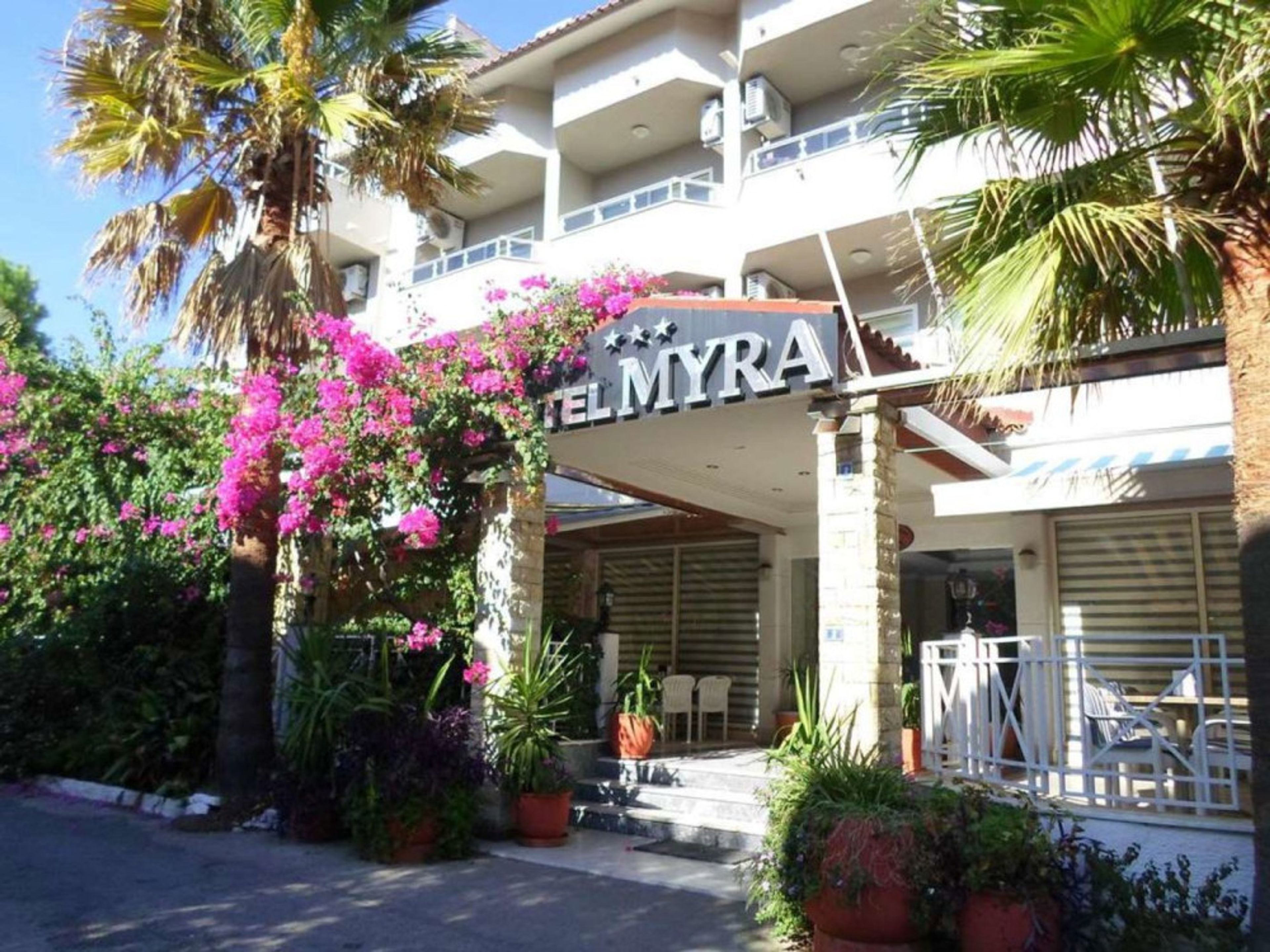 Myra Hotel foto 3