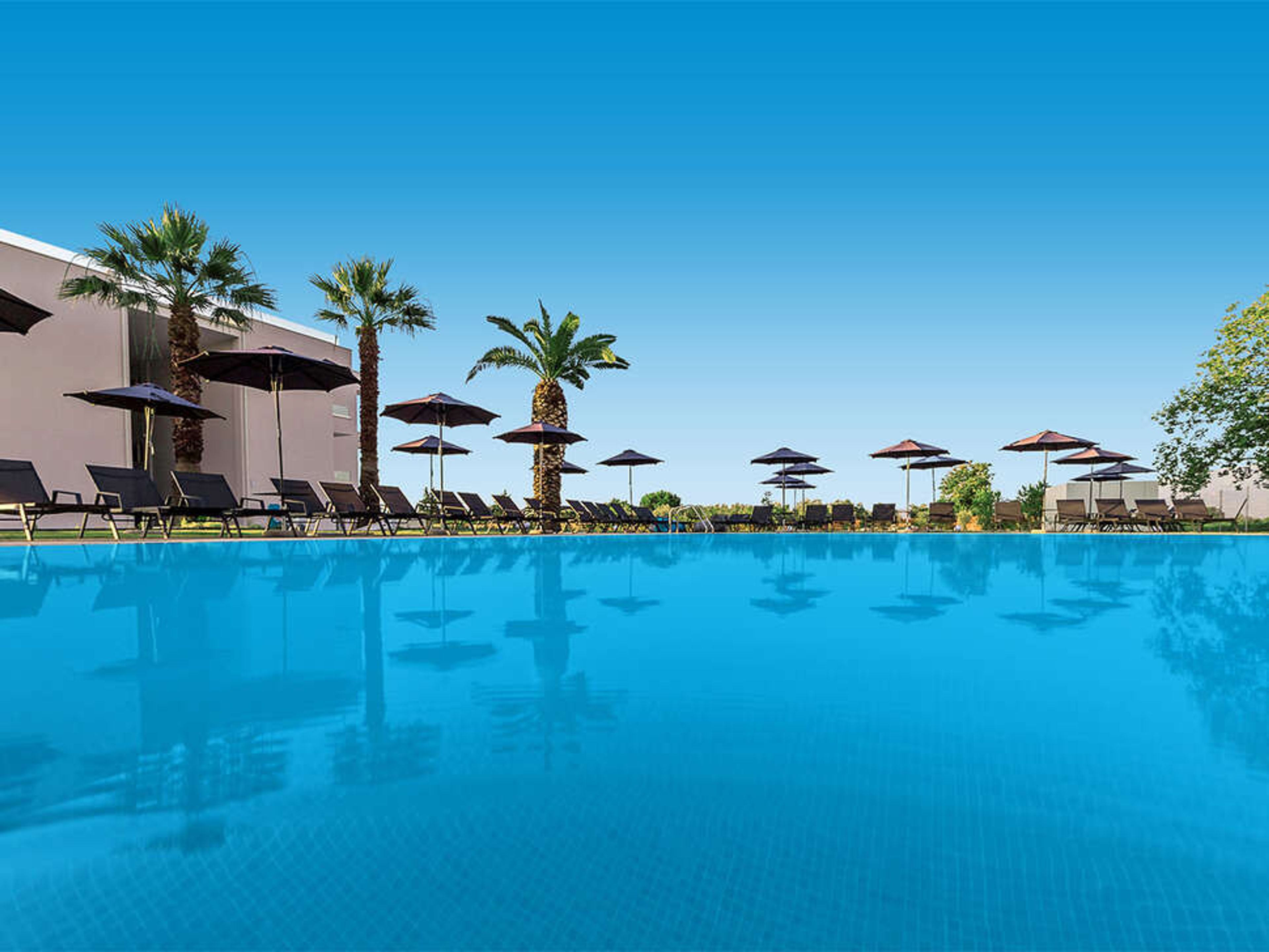 Mythic Summer foto 1