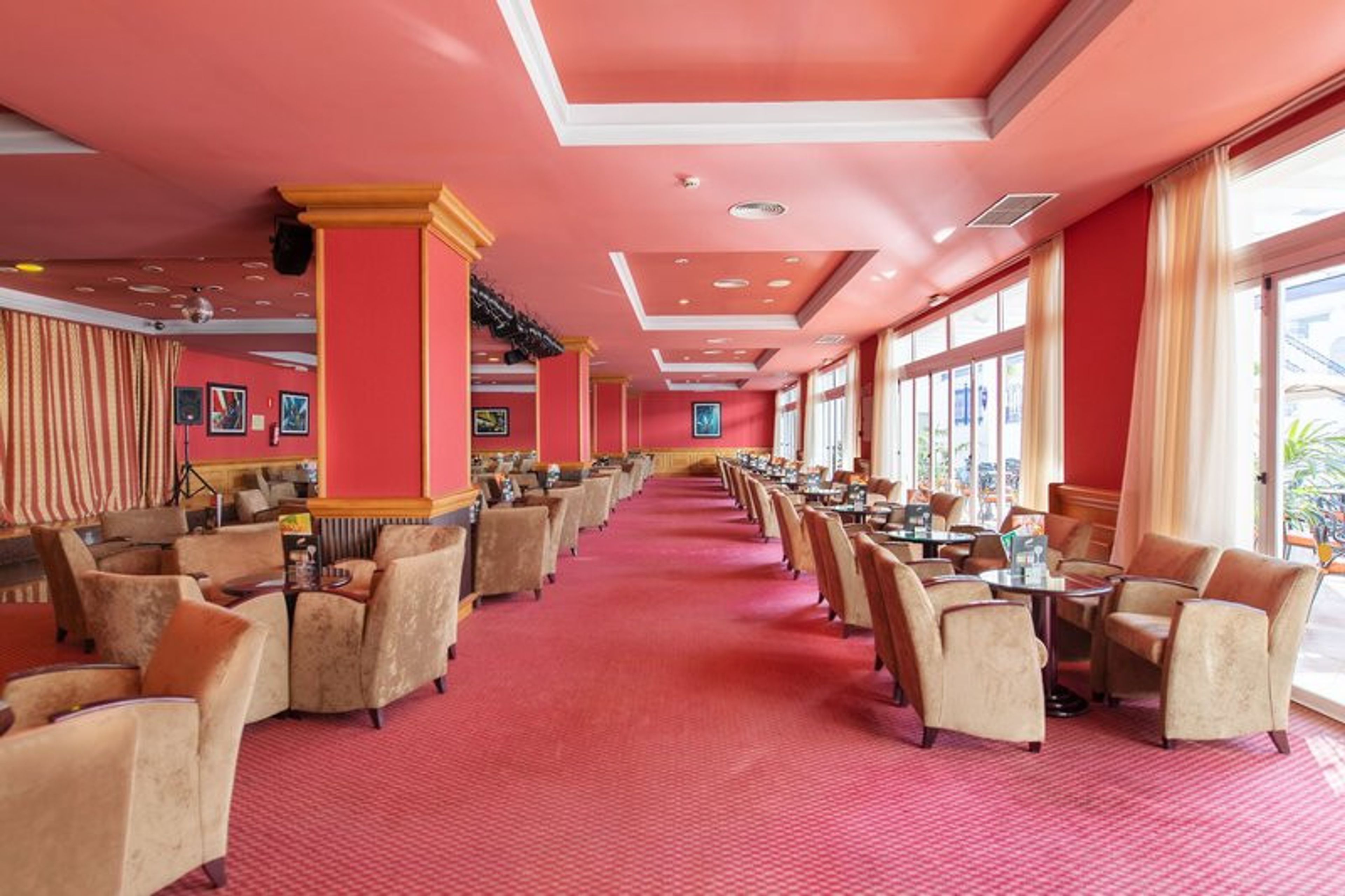 Mac Puerto Marina foto 3