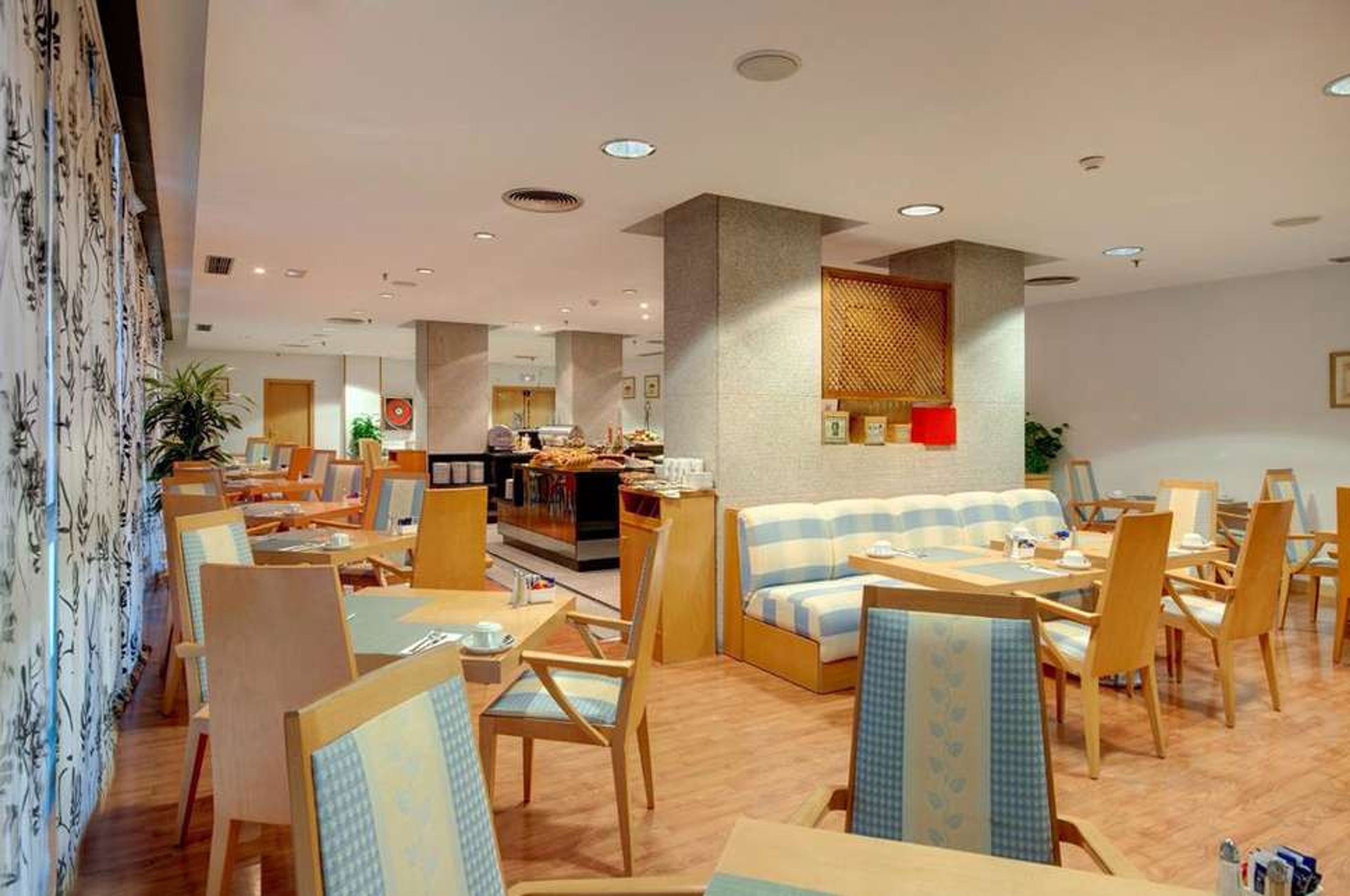 Malaga Alameda Centro Affiliated by Melia (ex Tryp Malaga Alameda) foto 3