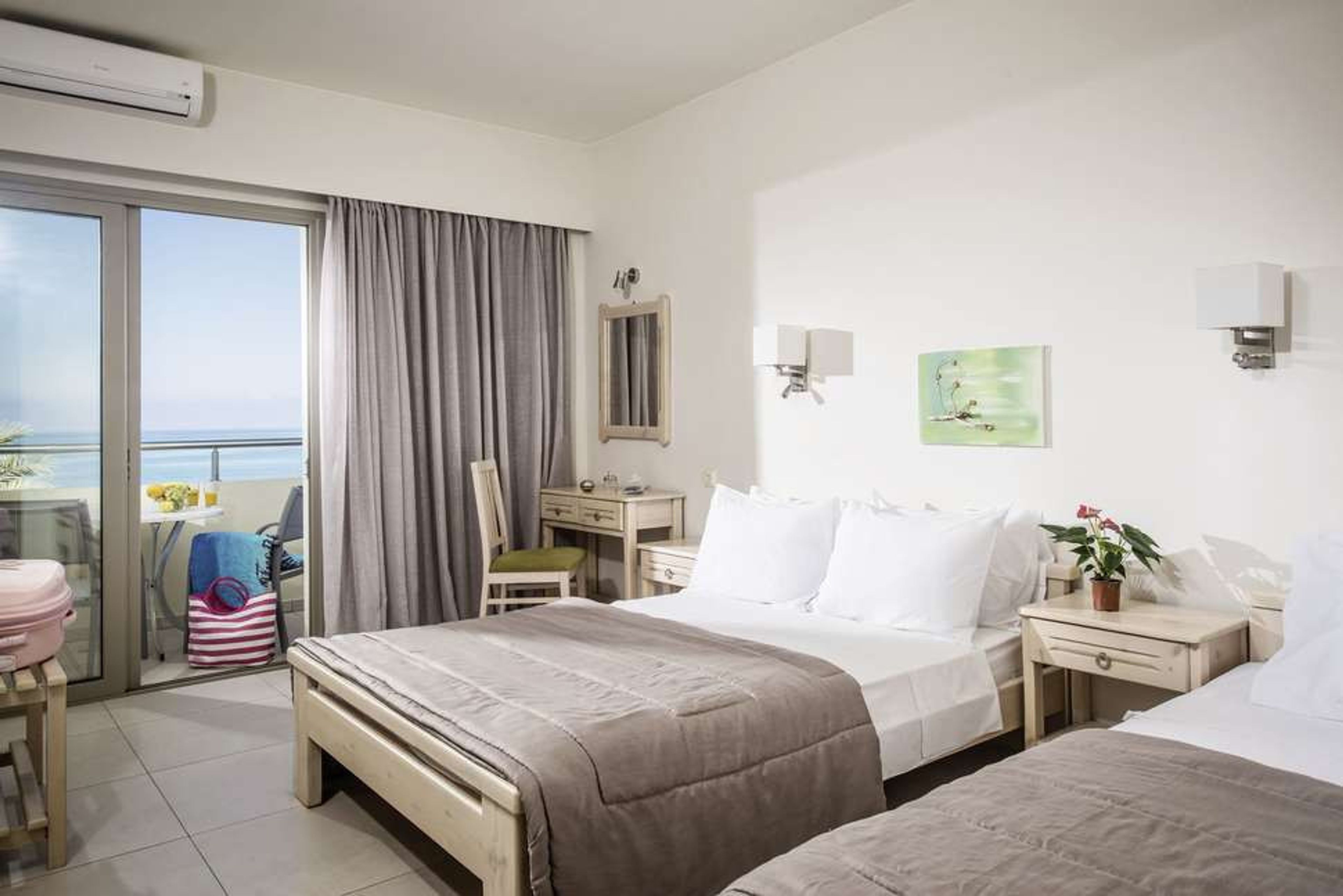 Maliotakis Beach foto 3