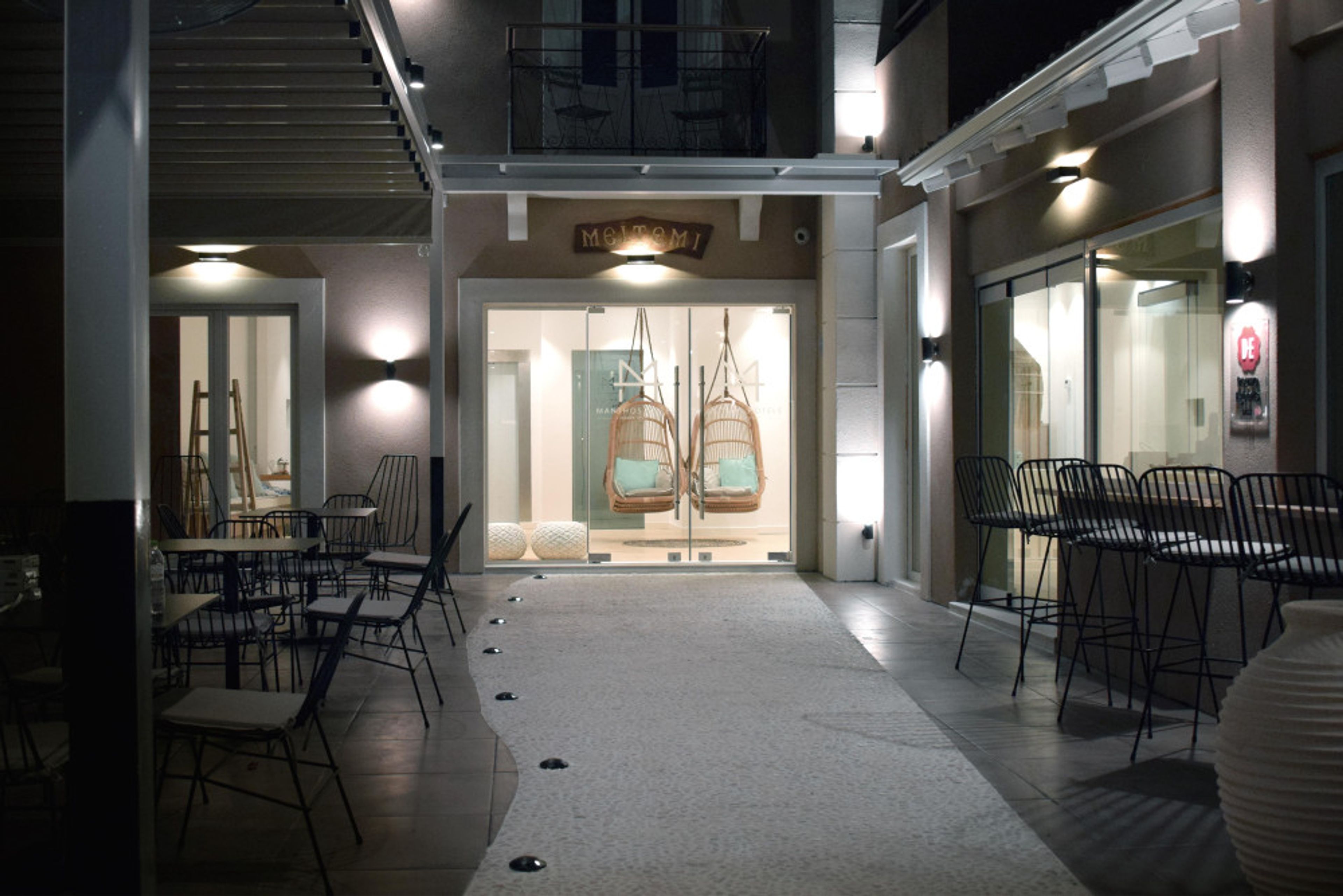 Meltemi Port of Skiathos foto 1