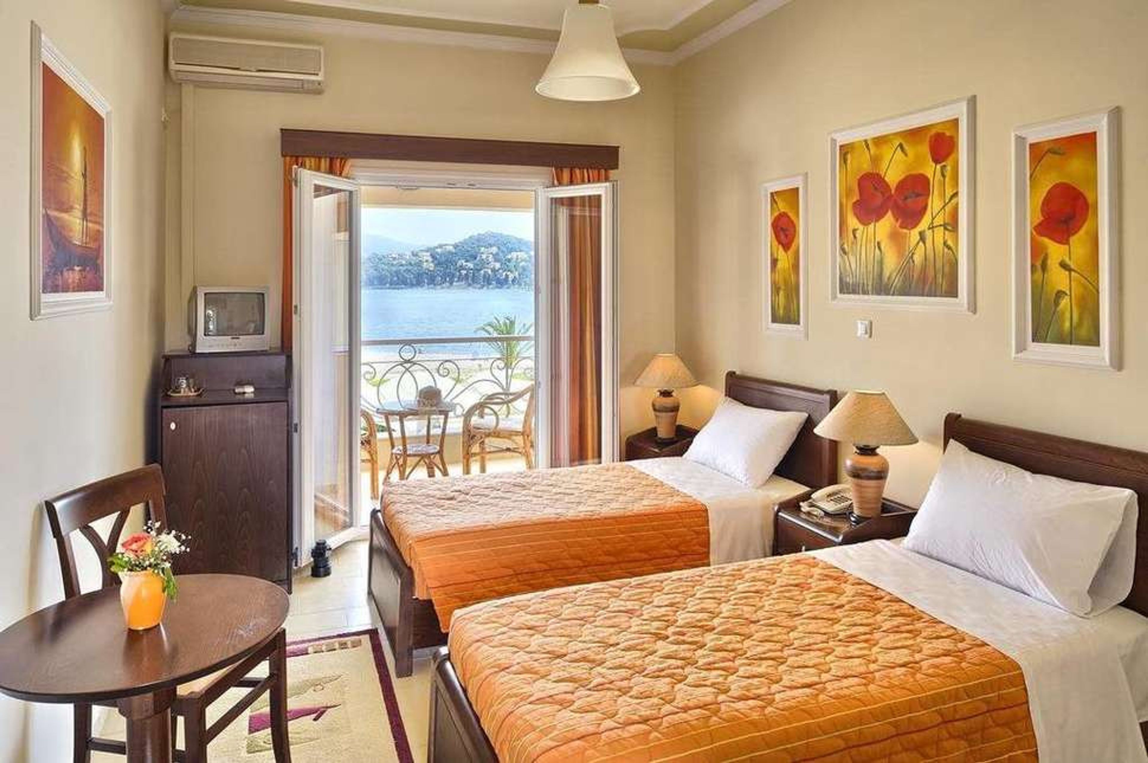 Molfetta Beach foto 2