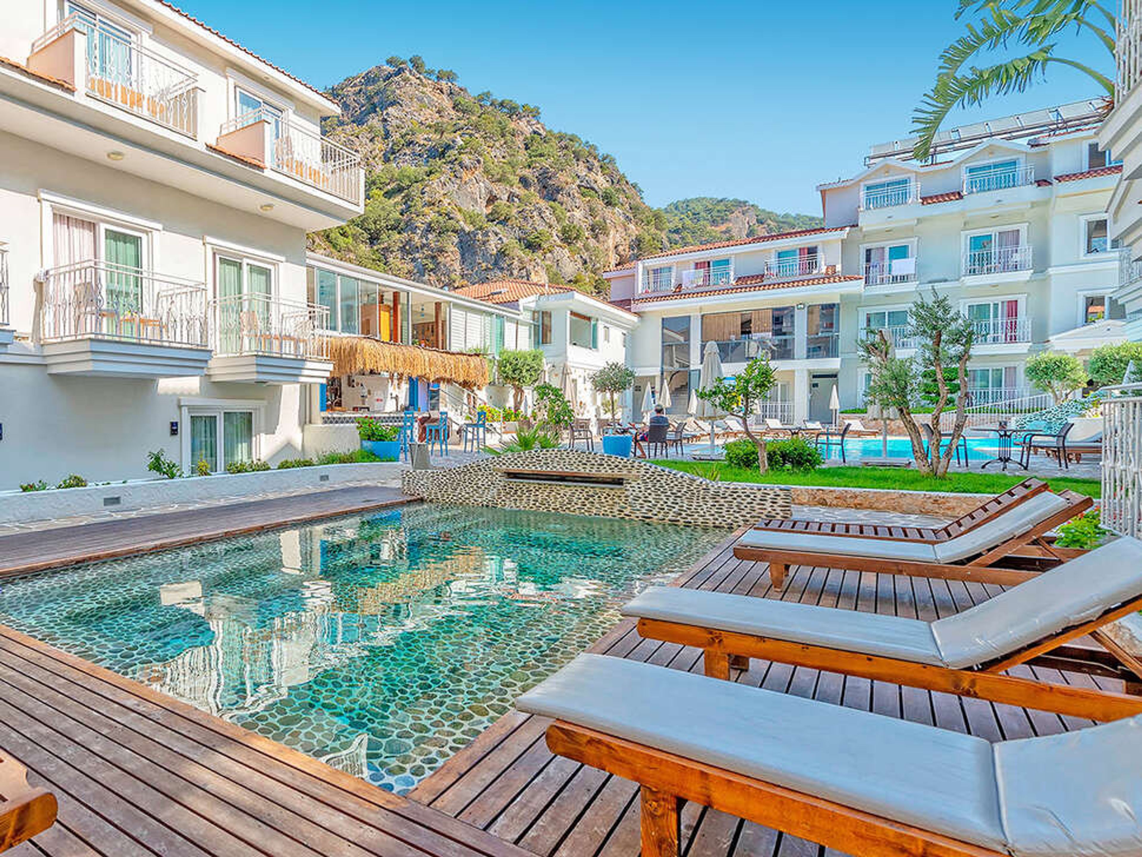 Montebello Deluxe foto 2