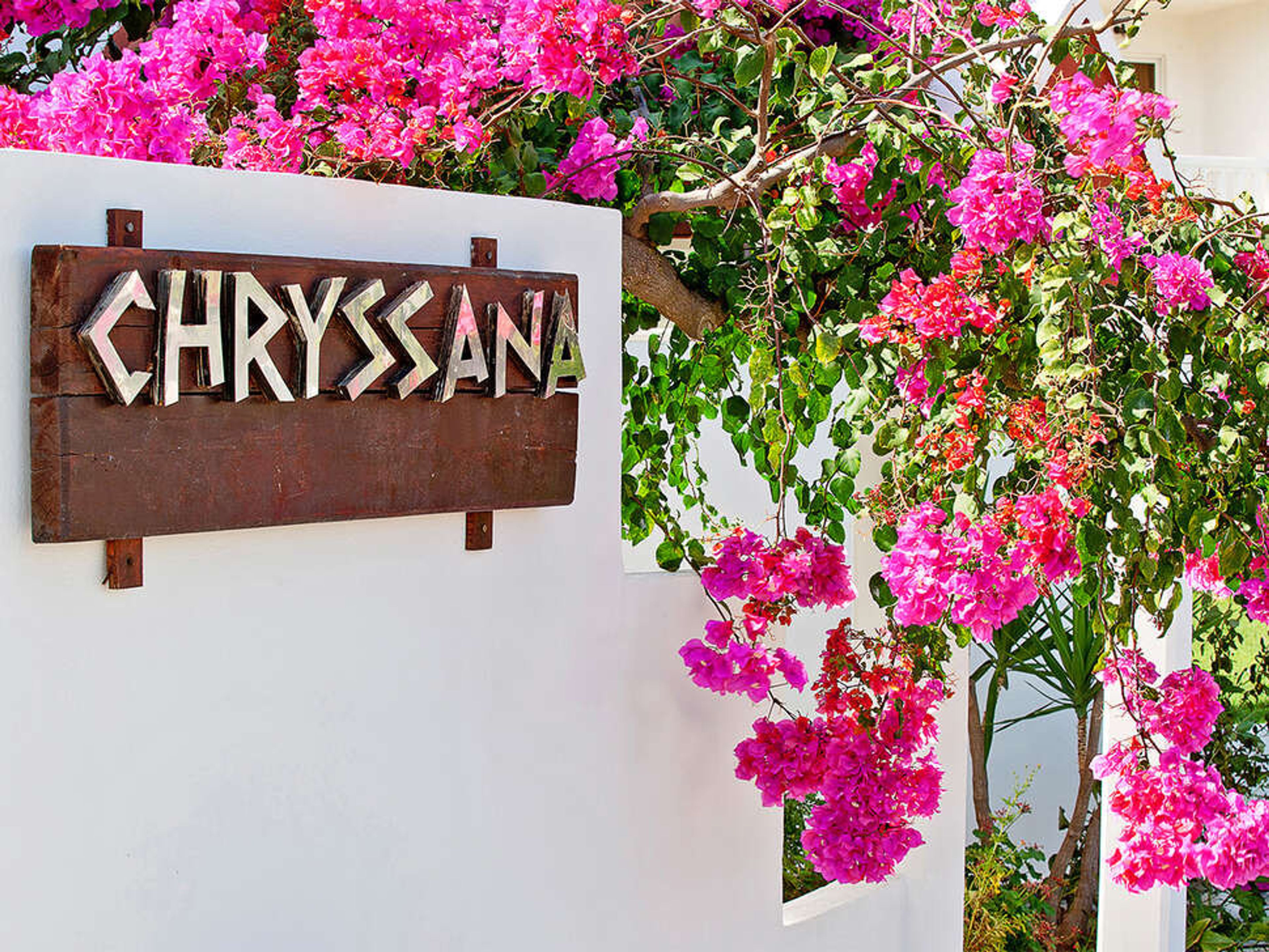 Mrs Chryssana Beach foto 2