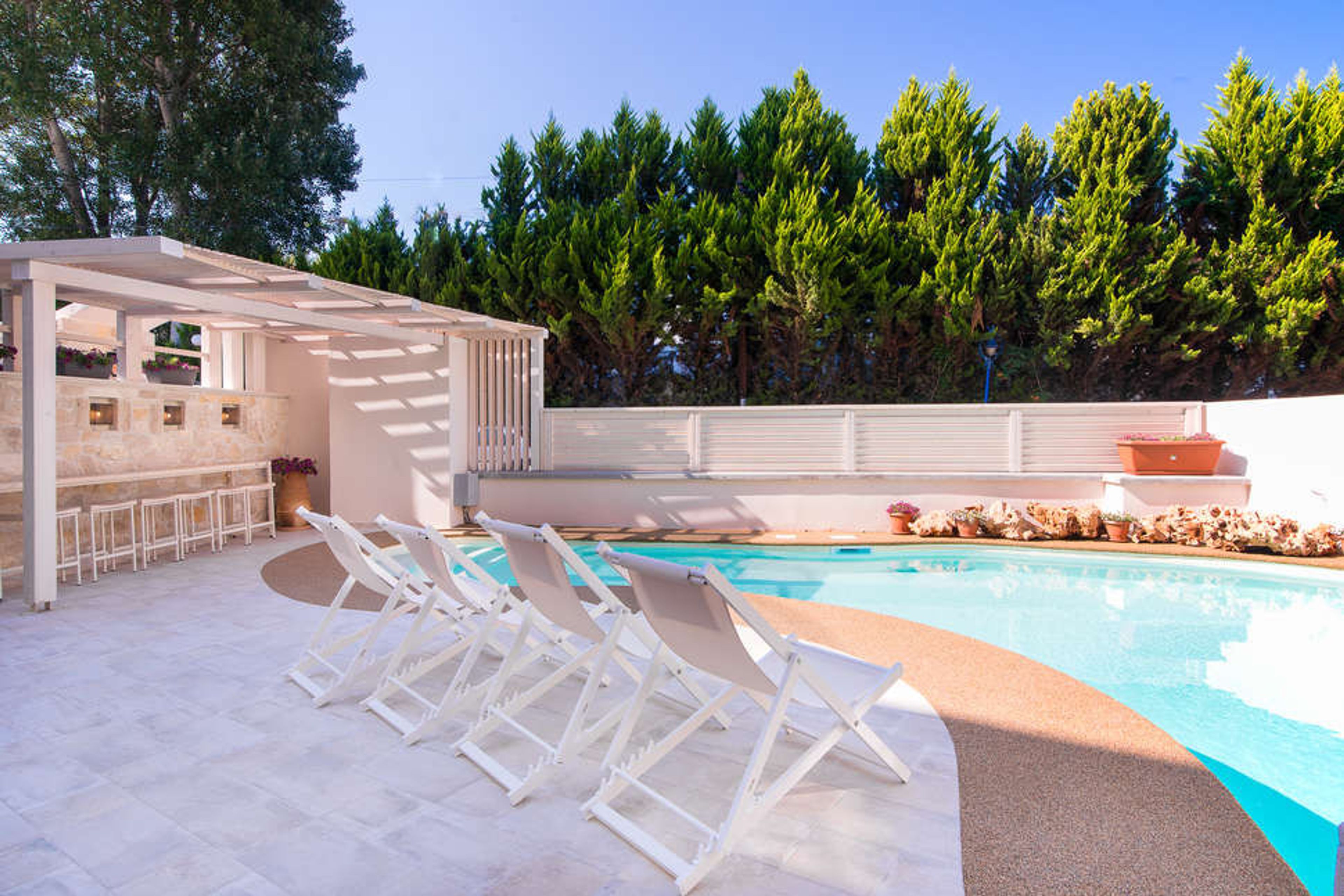 Neikos Mediterraneo Luxury Suites foto 2