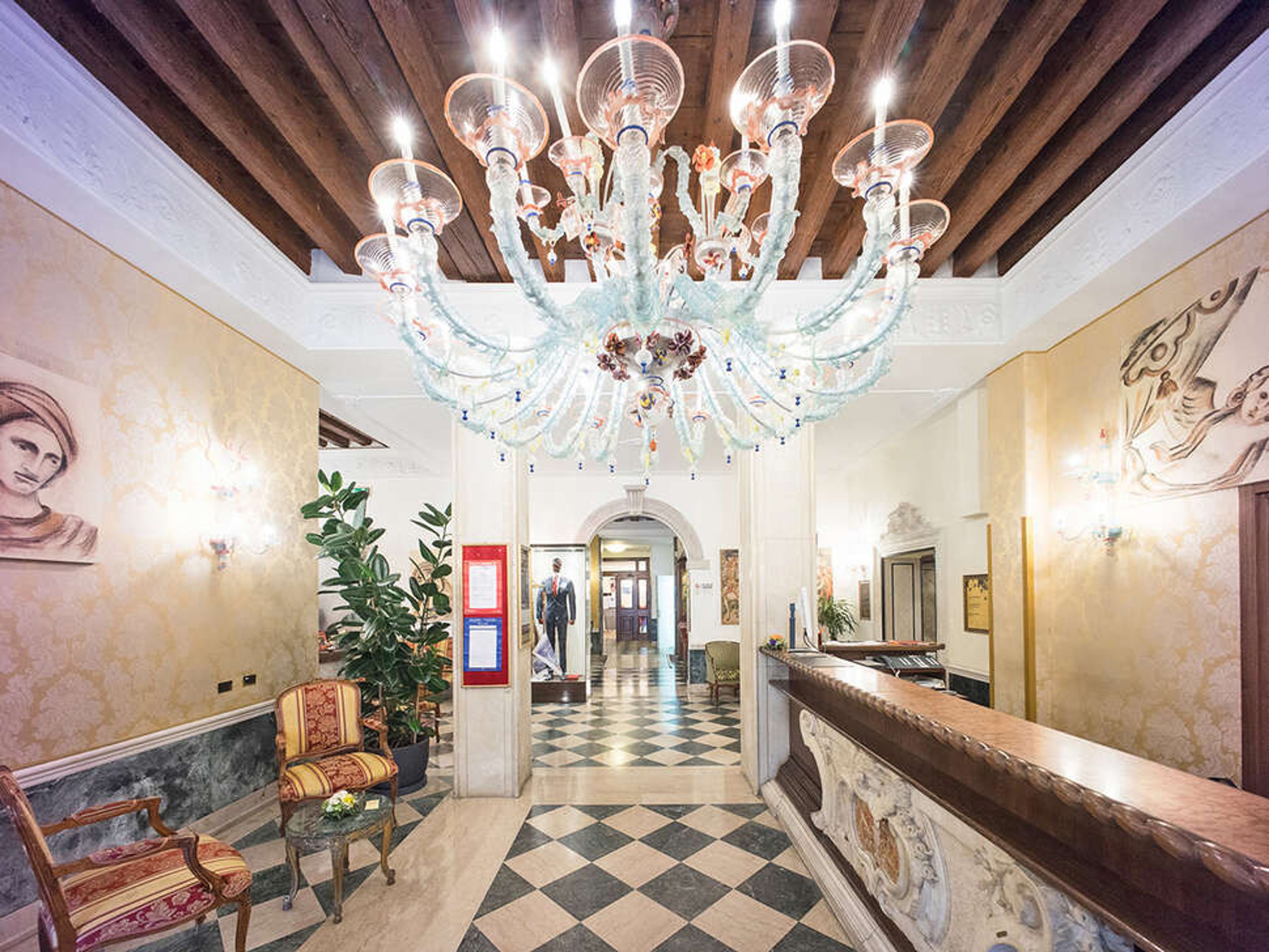 NH Venezia Santa Lucia foto 2