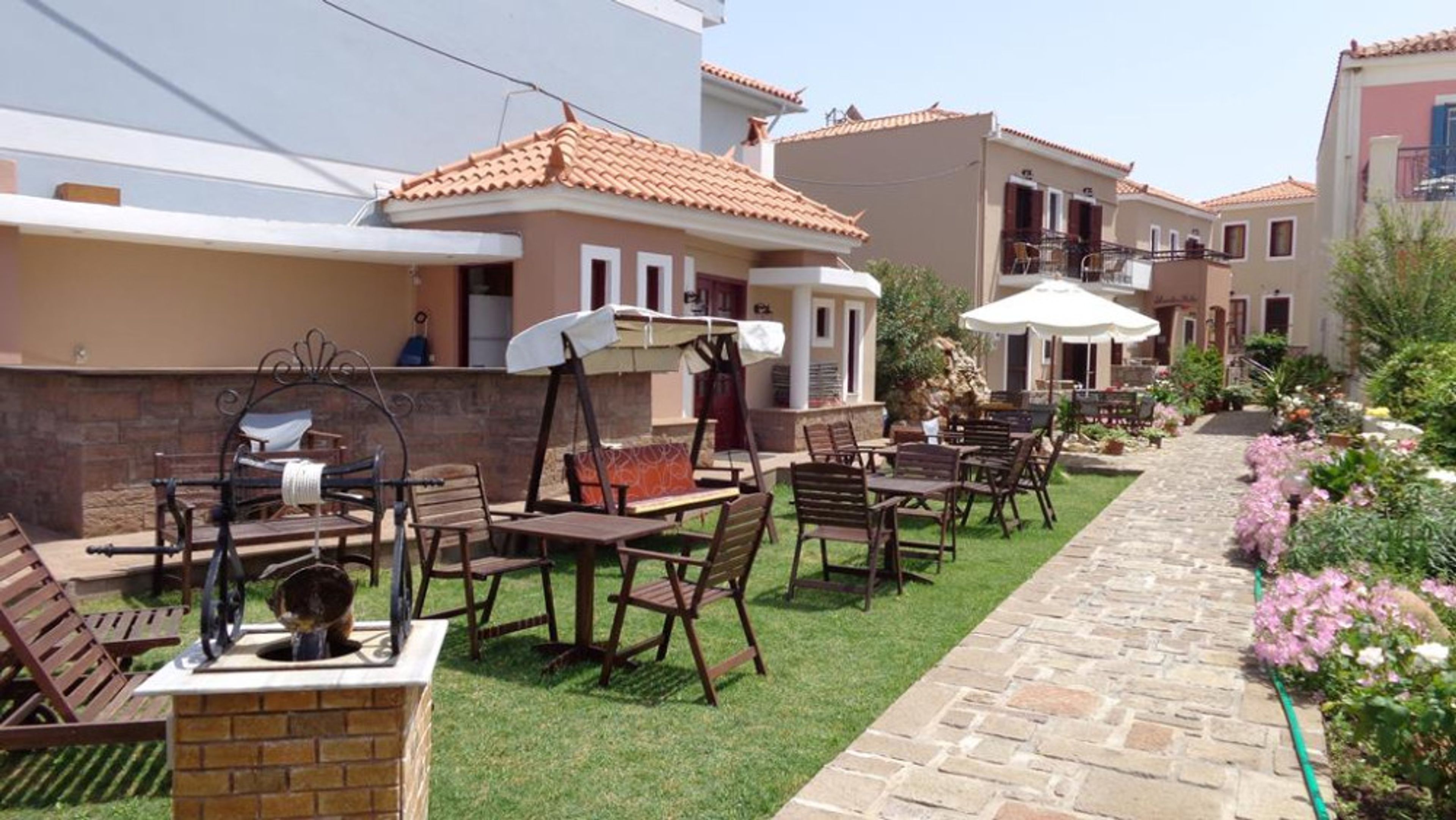 Niki Studios Sea-Front foto 2