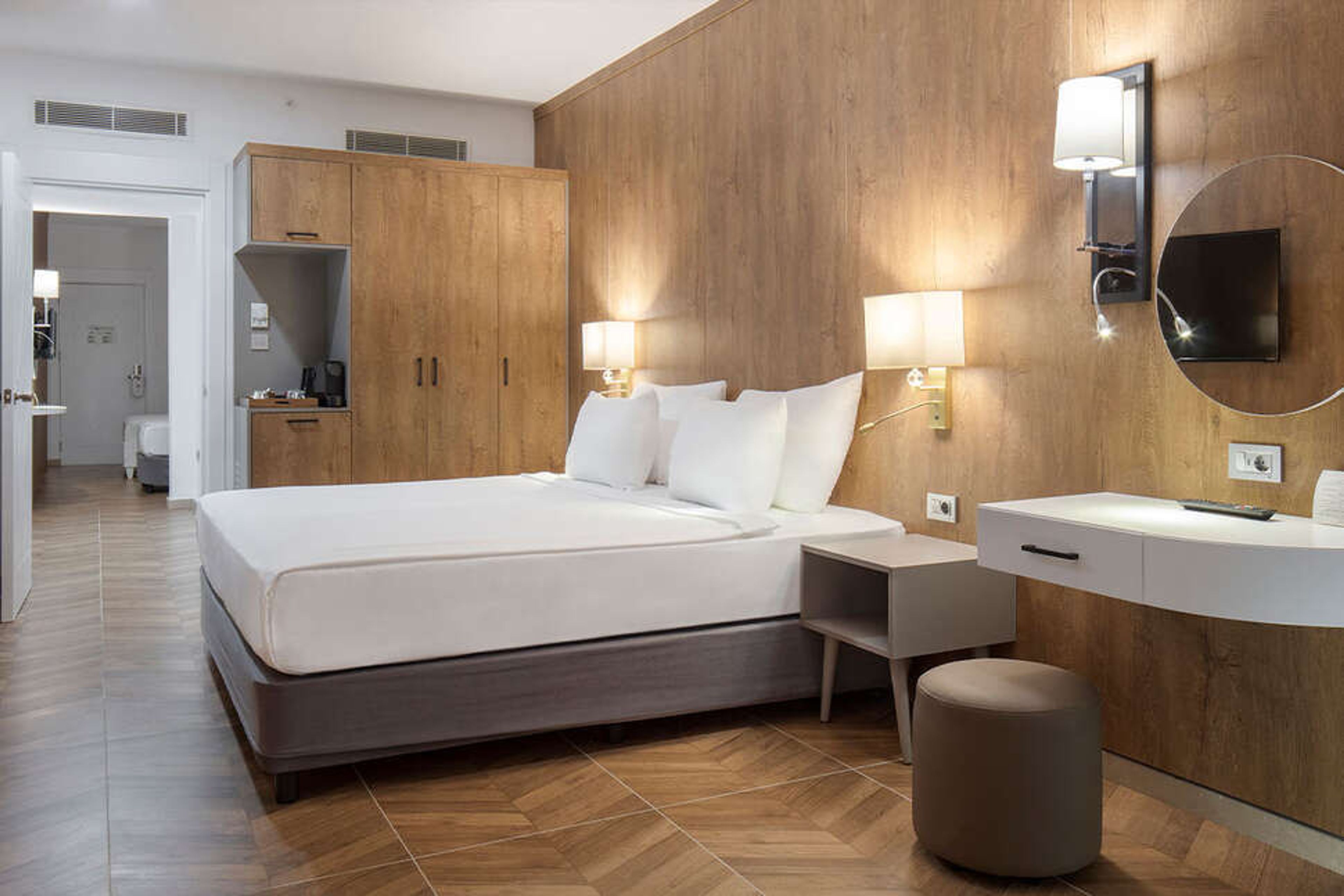 Nirvana Cosmopolitan foto 3