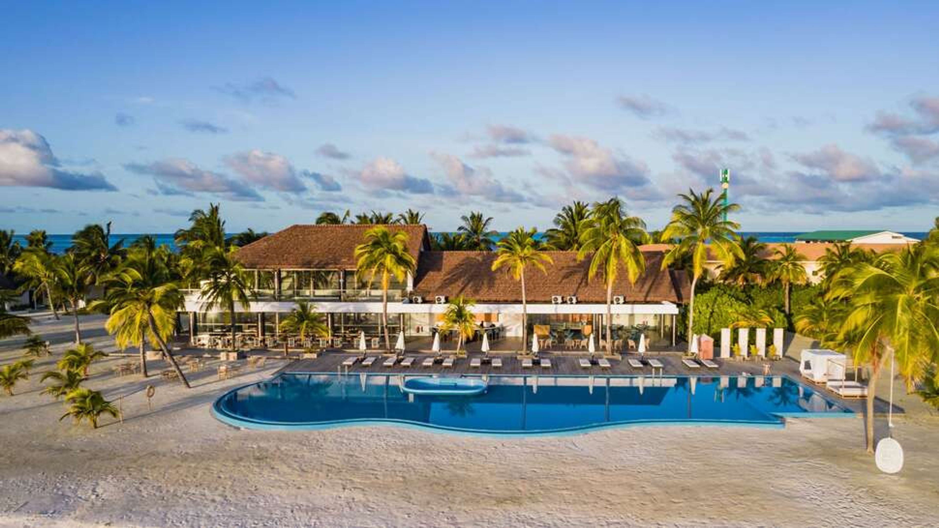 NOOE Maldives Kunaavashi foto 1