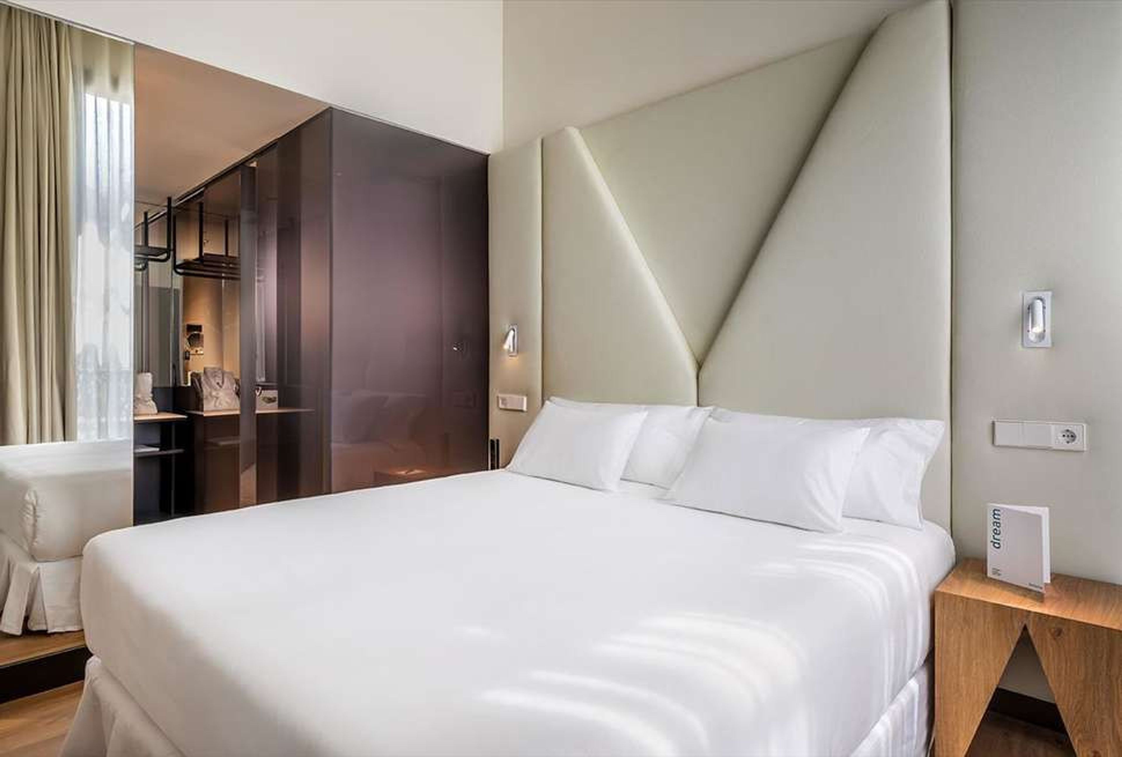 Occidental Diagonal 414