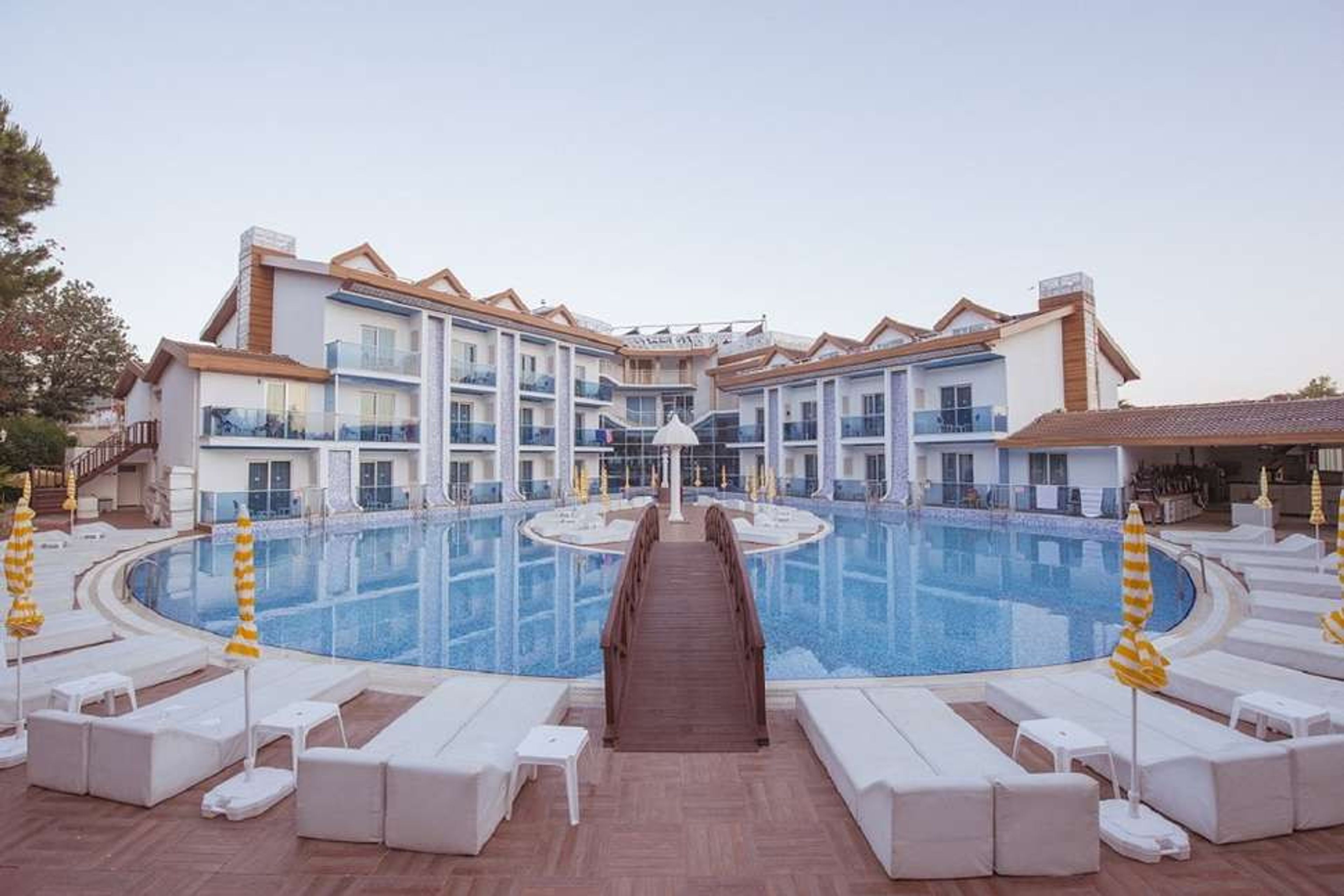 Ocean Blue High Class foto 2