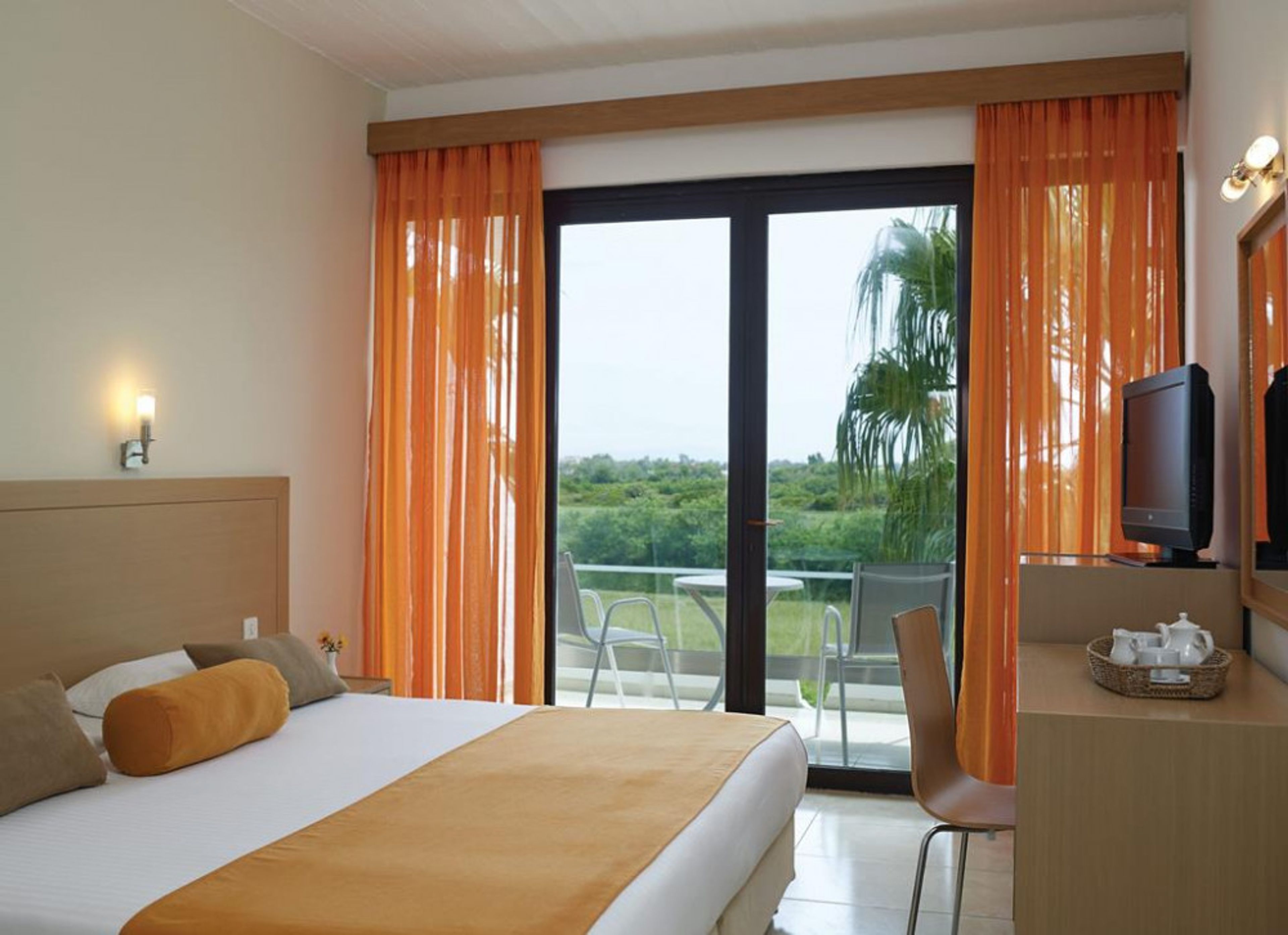 Atlantica Thalassa foto 1