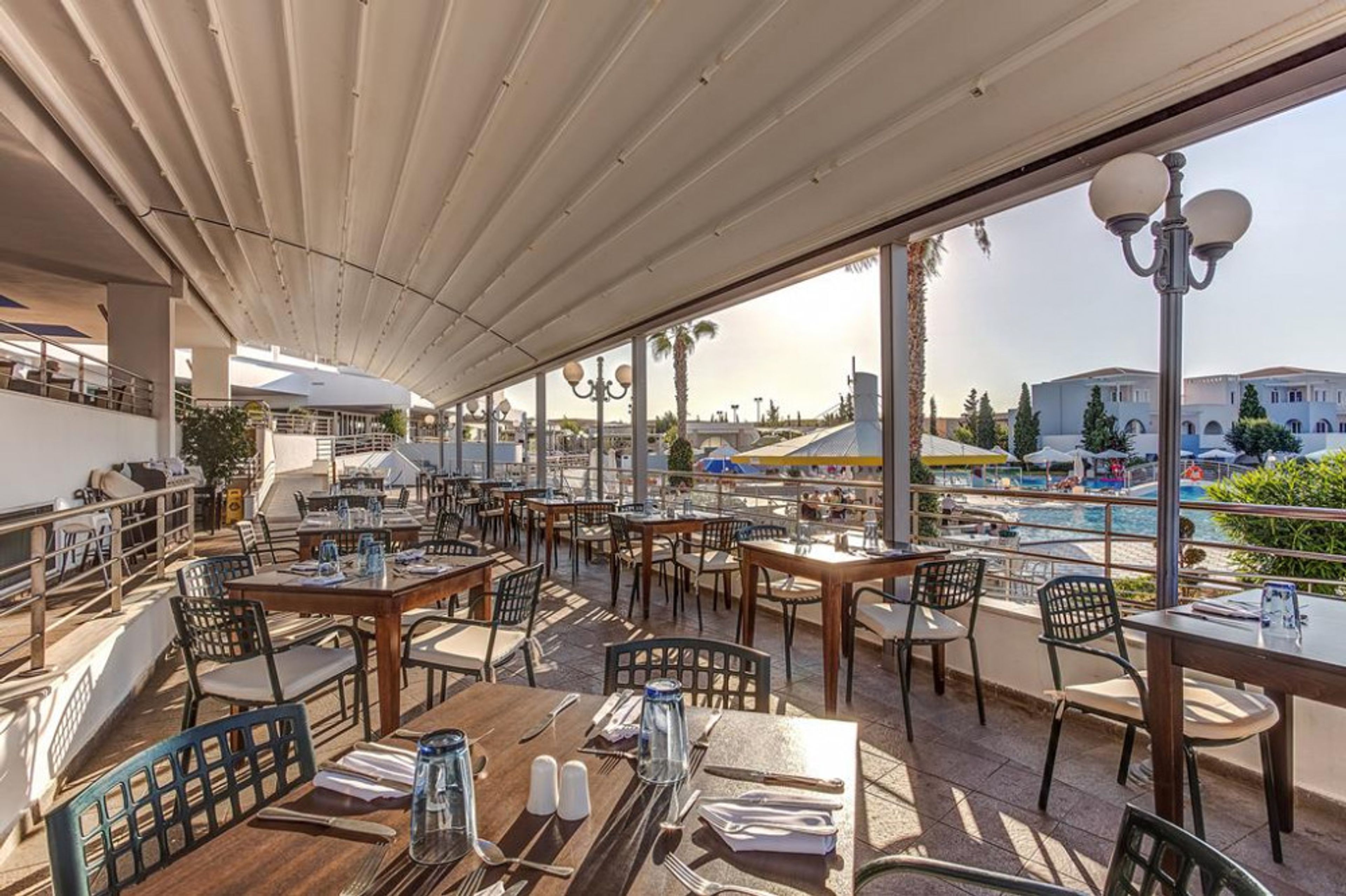 Atlantica Marmari Palace foto 1