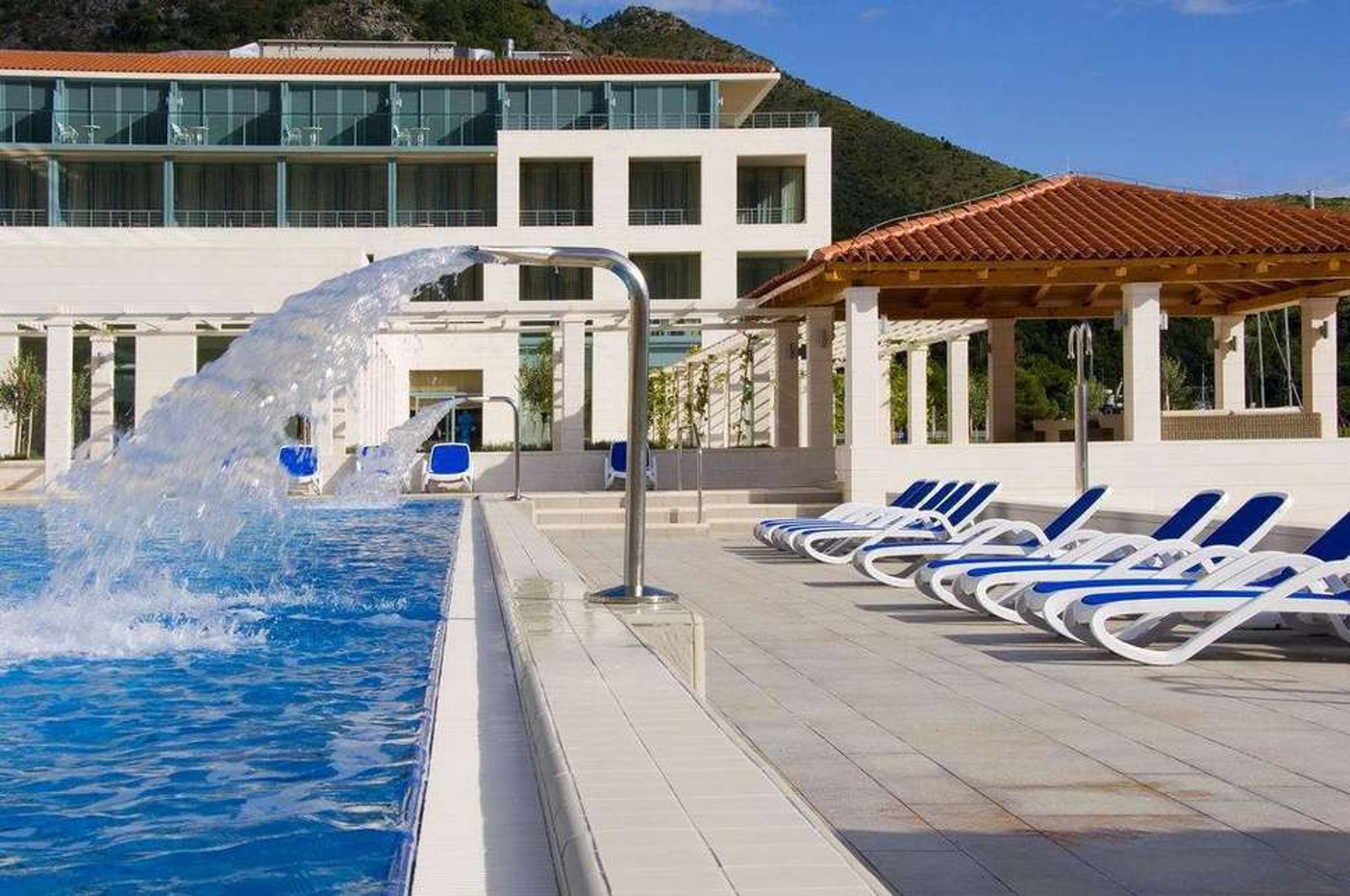 Admiral Grand foto 1