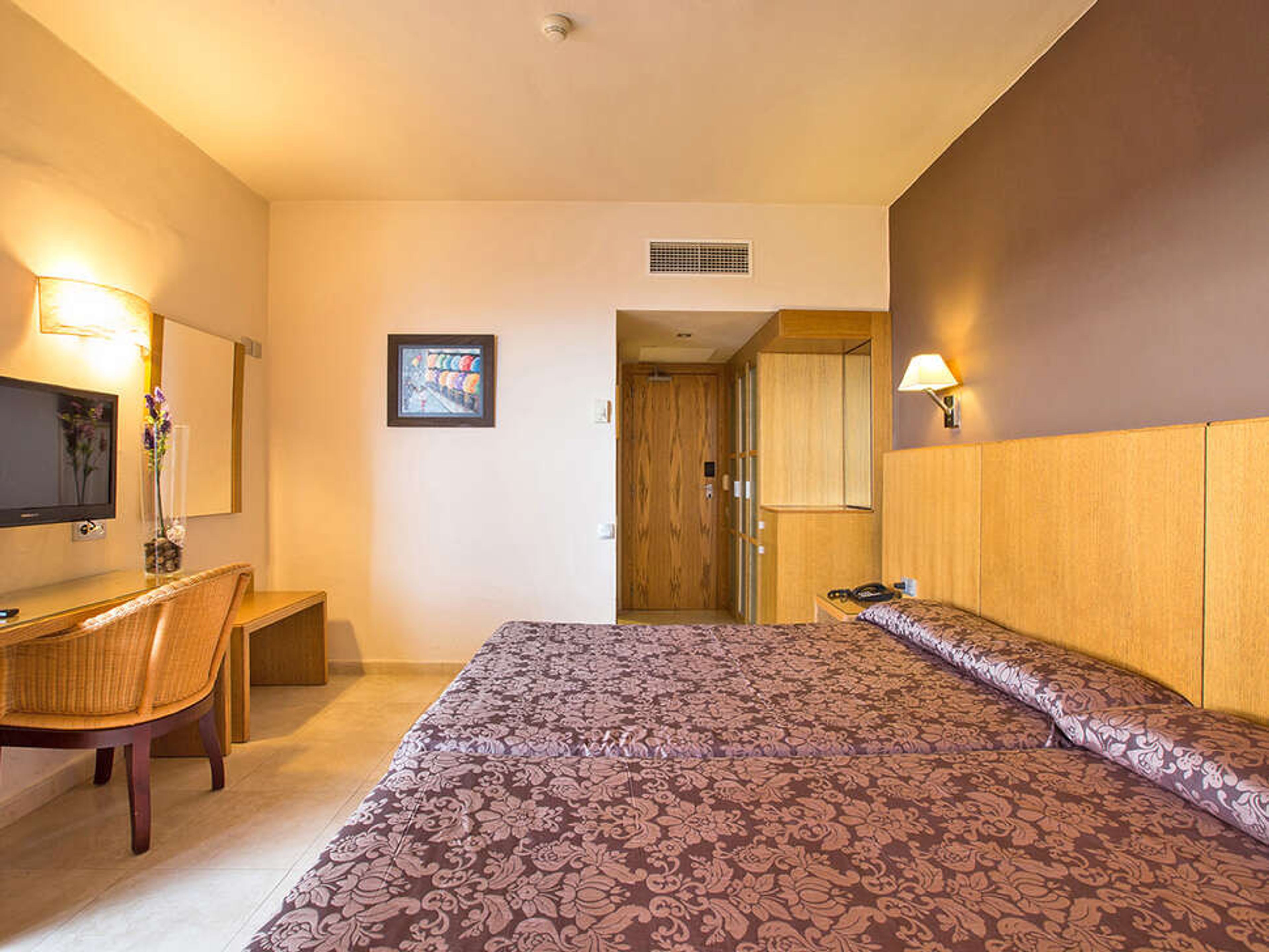 Alba Seleqtta foto 4