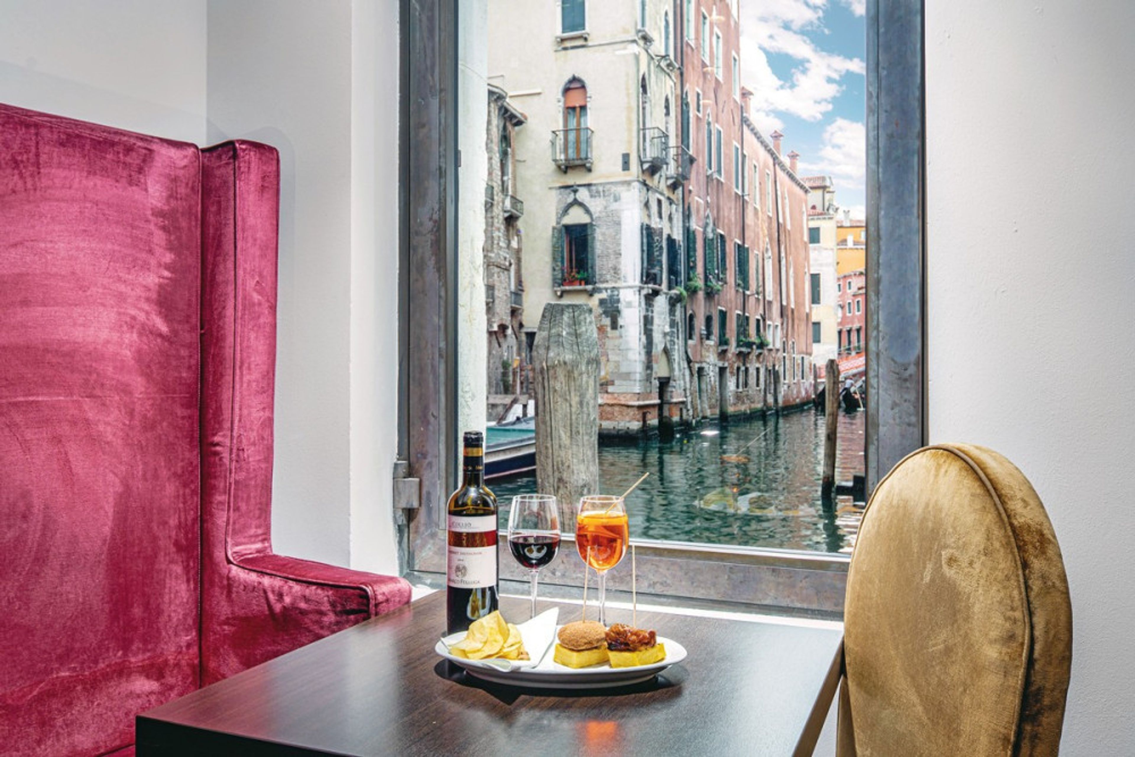 All'Angelo Art Hotel