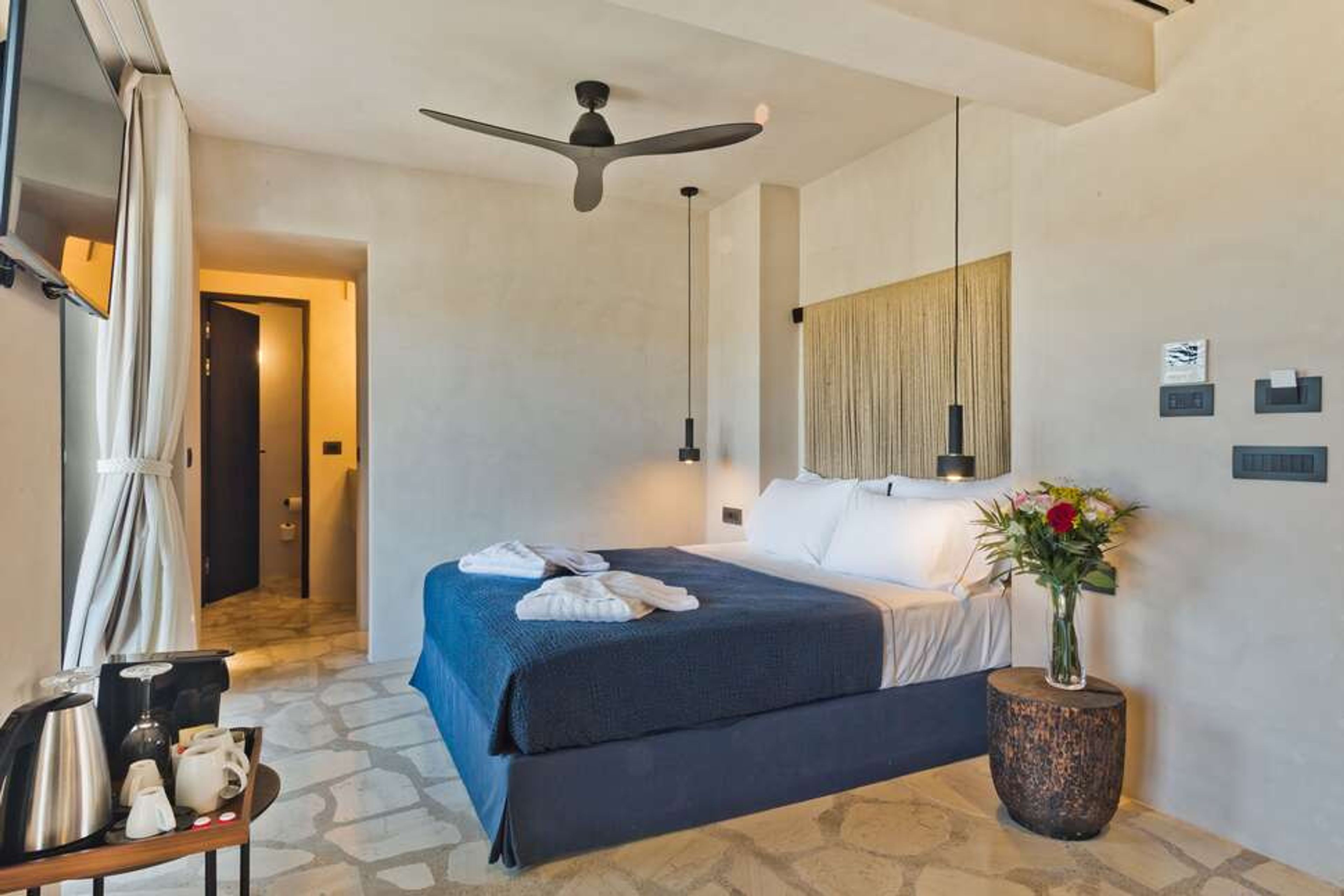 Almi Luxury Rooms foto 3