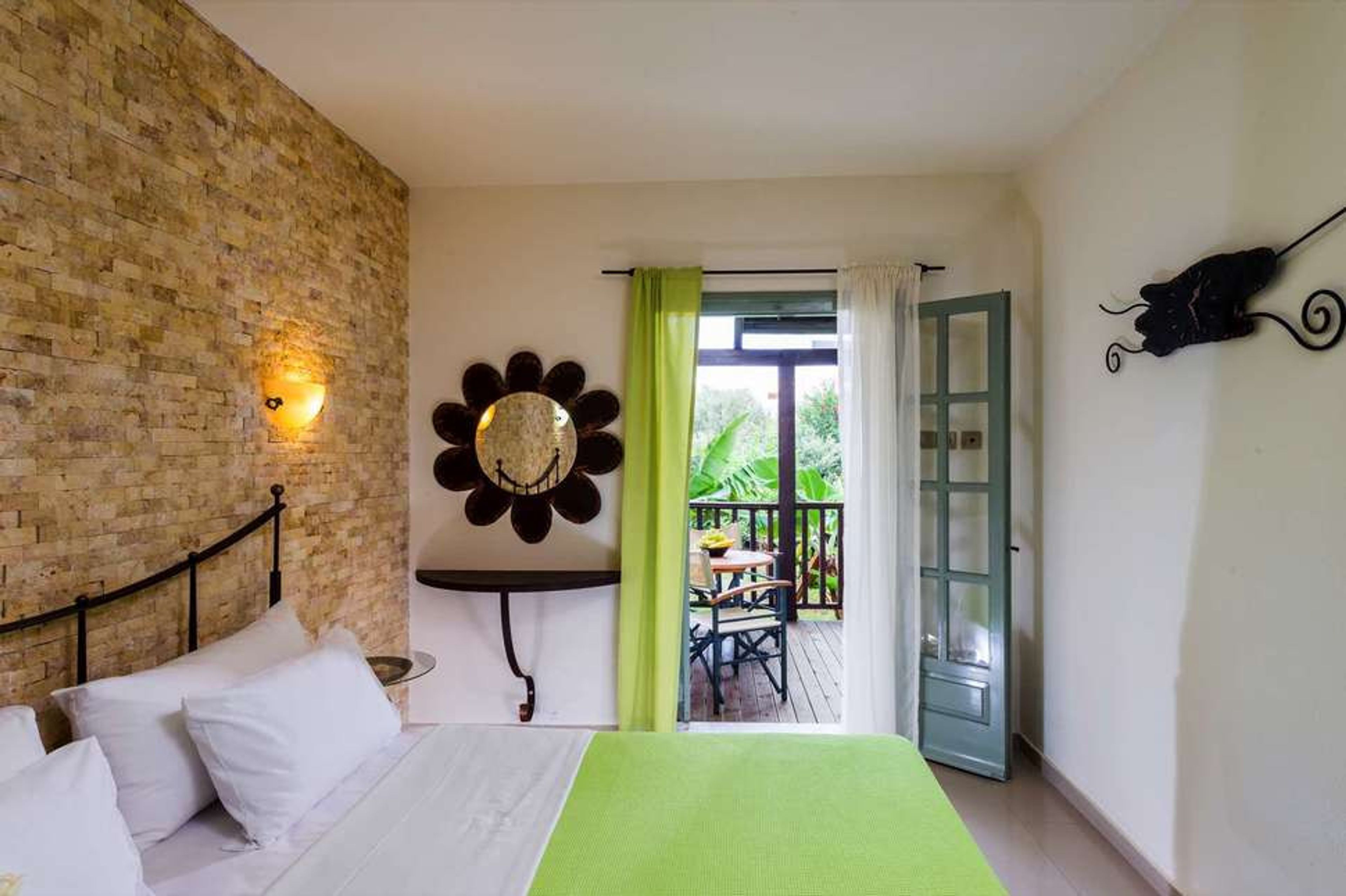 Angela Studios and Apartments