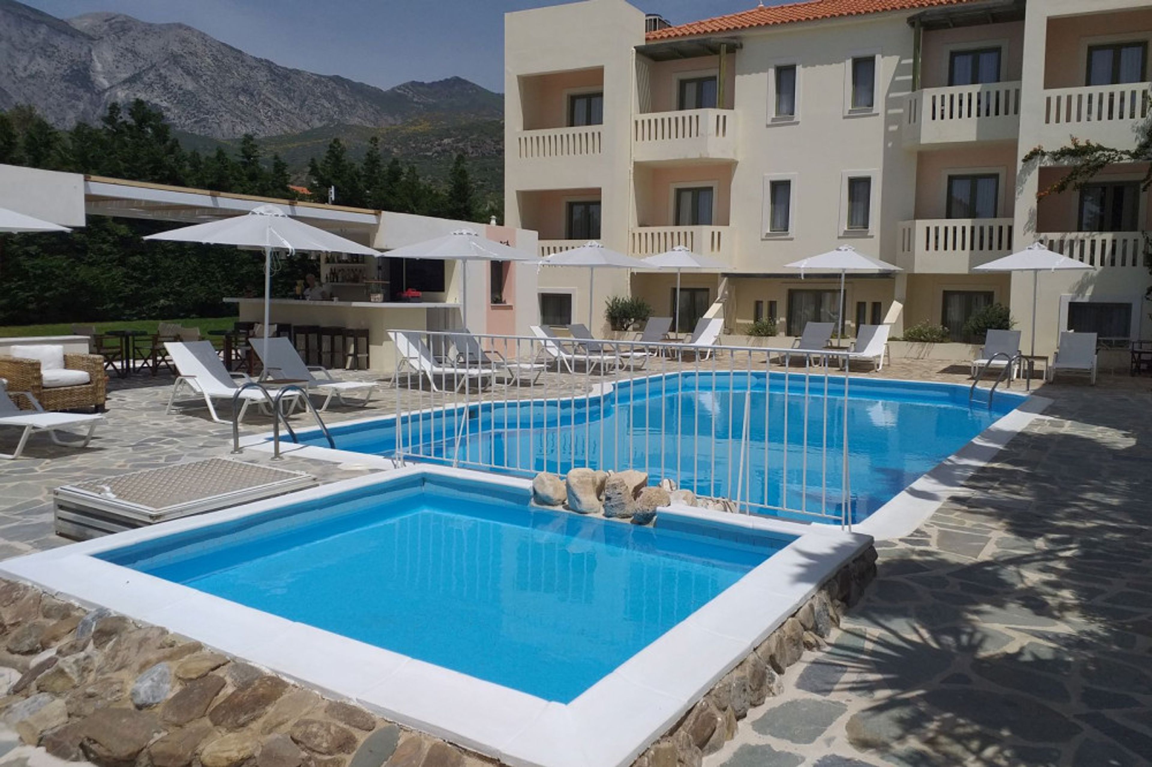 Fly&Go Aphrodite Samos Suites