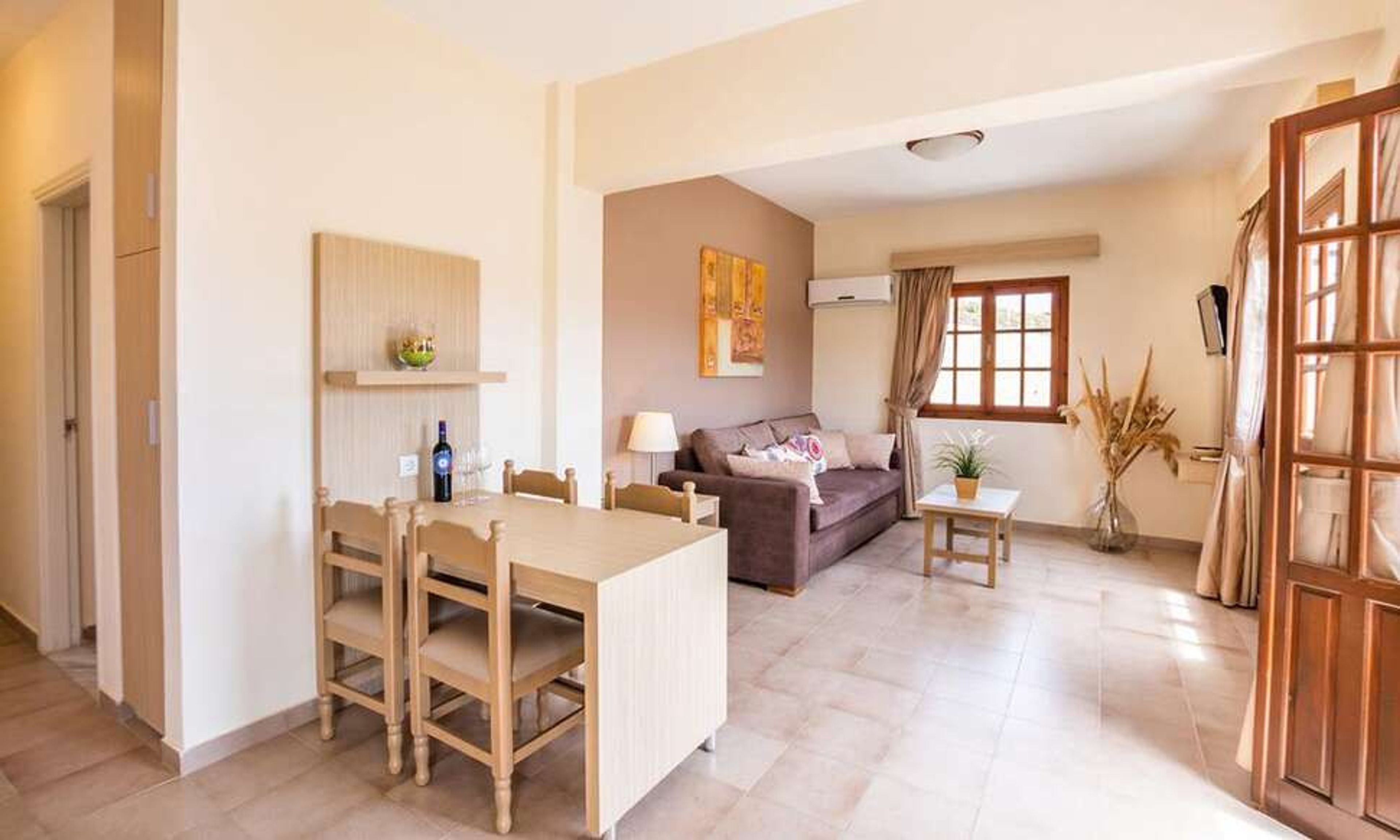 Aphrodite Luxury Studios foto 2