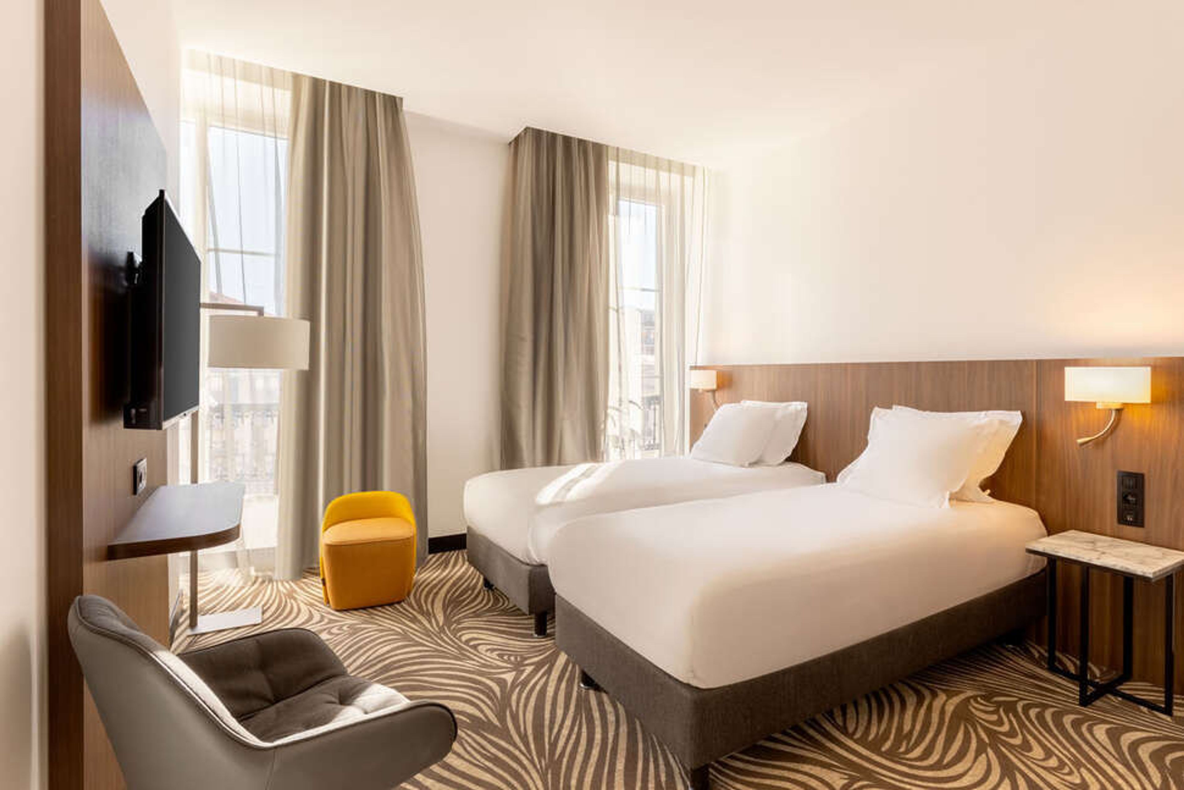 Apollinaire Nice foto 2