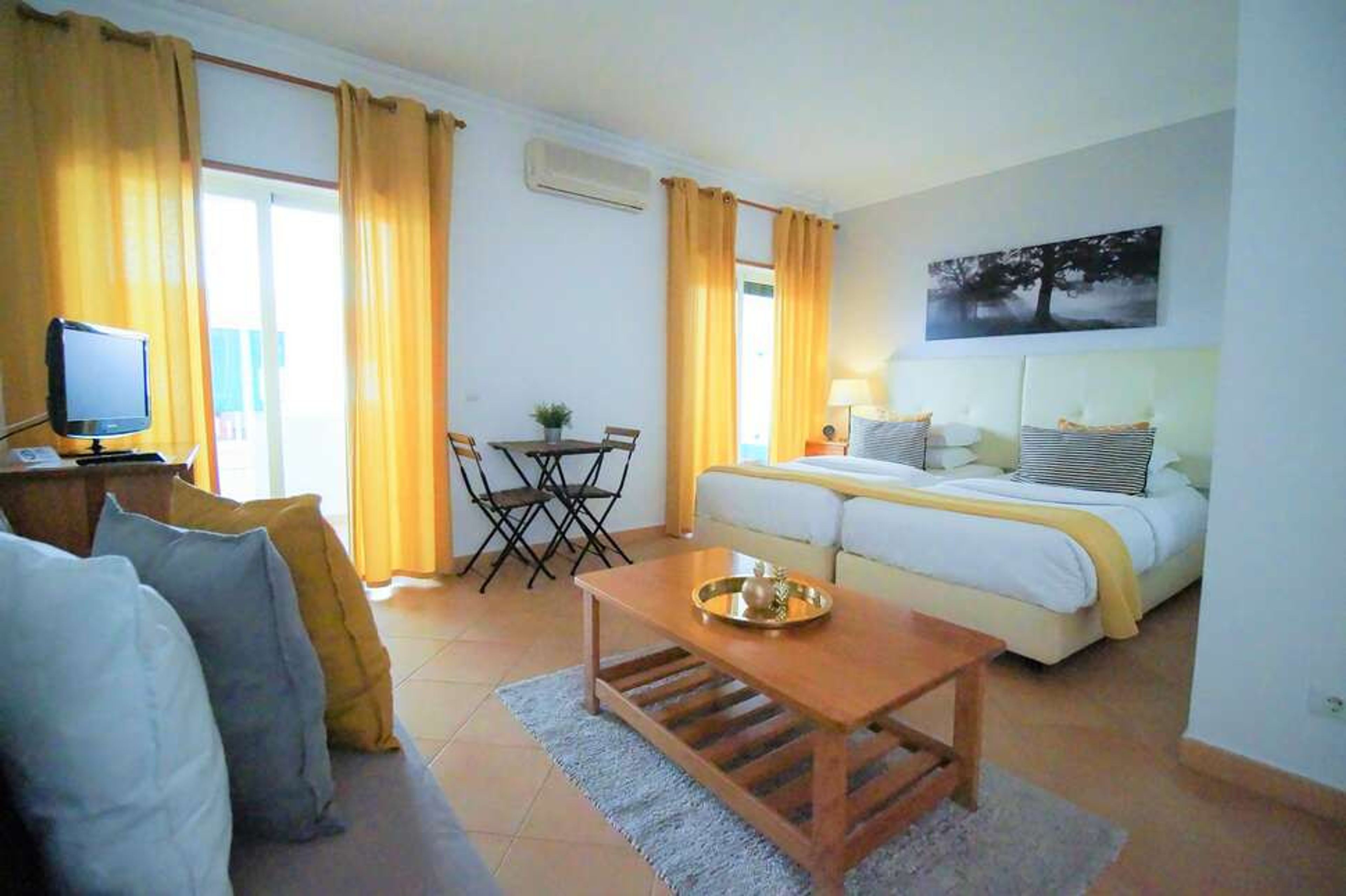 Appartementen Oasis Beach foto 3