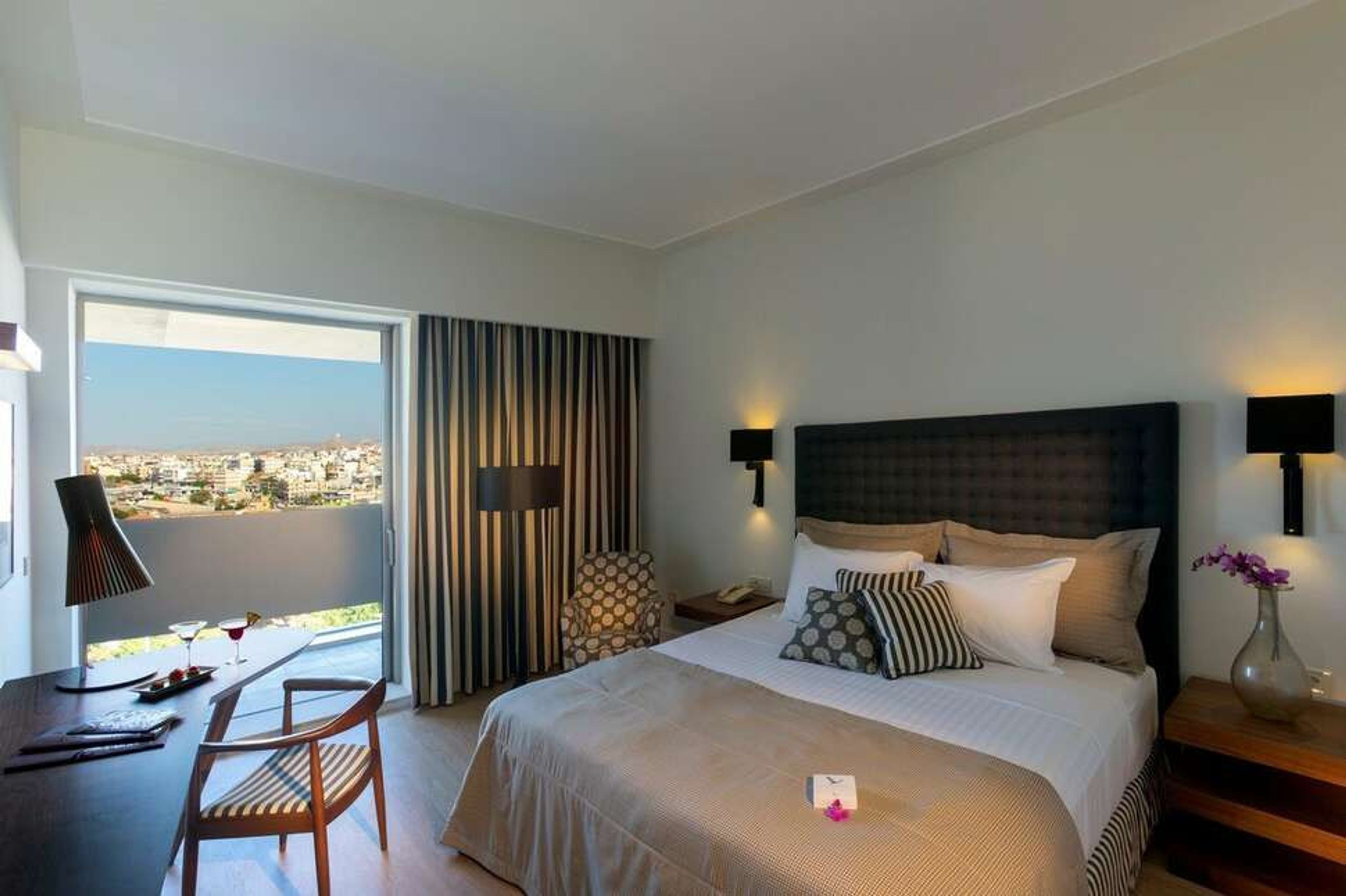 Aquila Atlantis foto 1