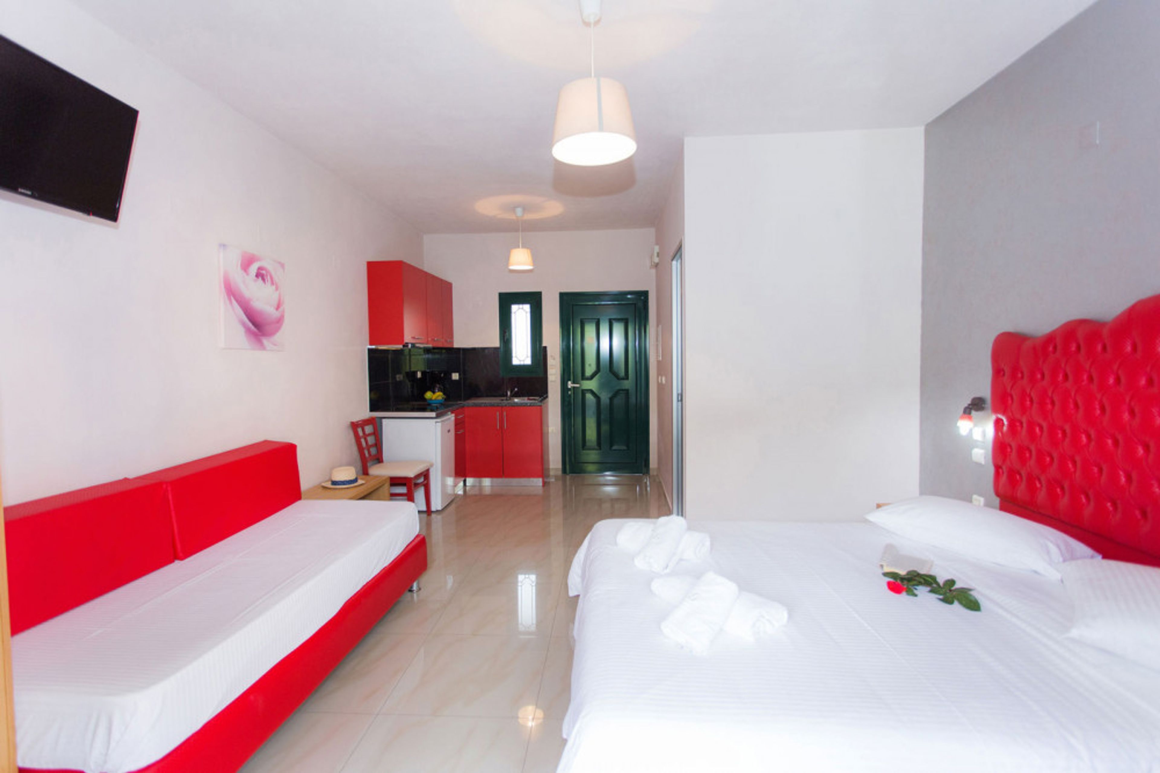 Aristides Gardens foto 1