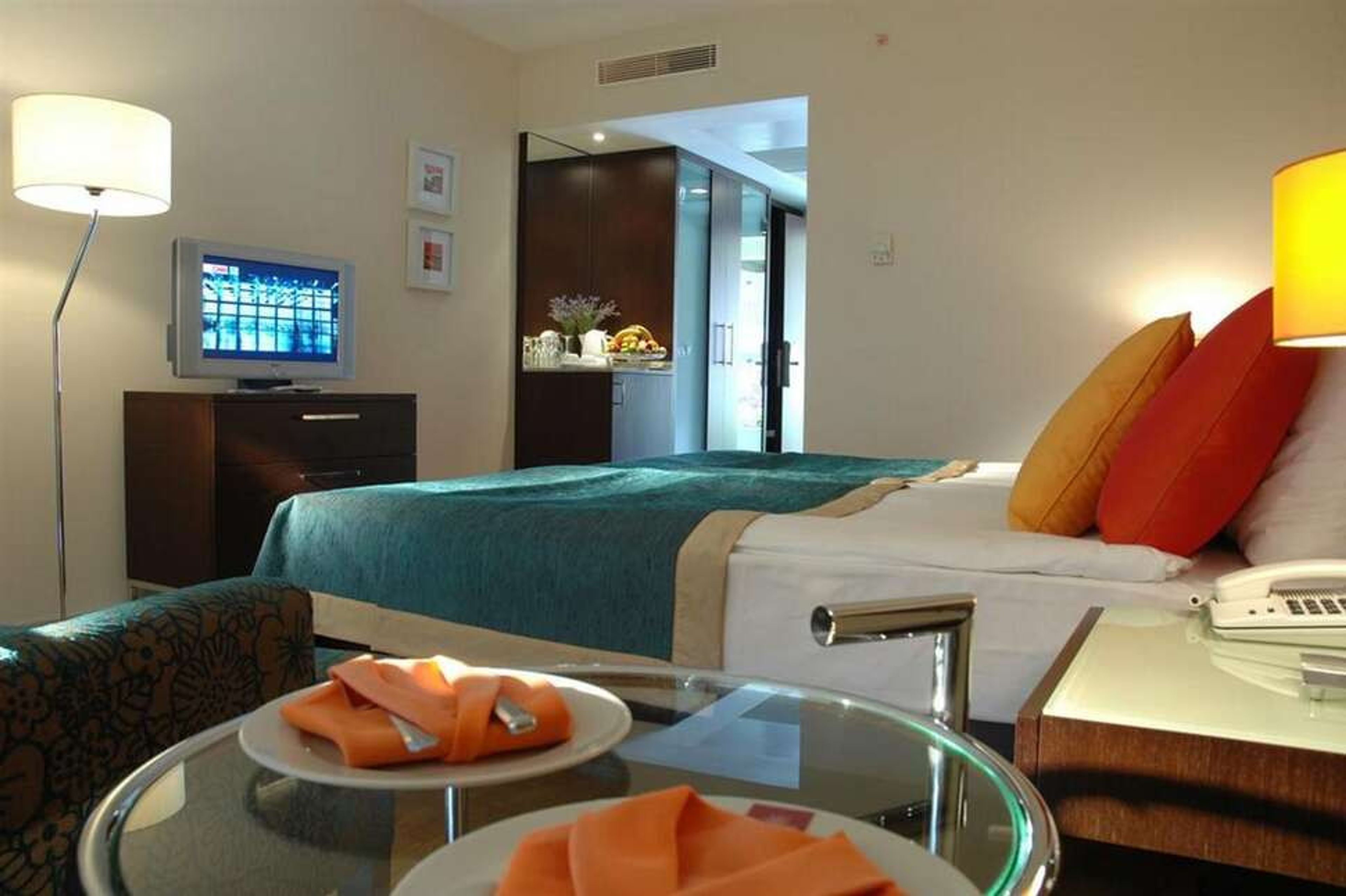 Arum Barut Collection foto 3