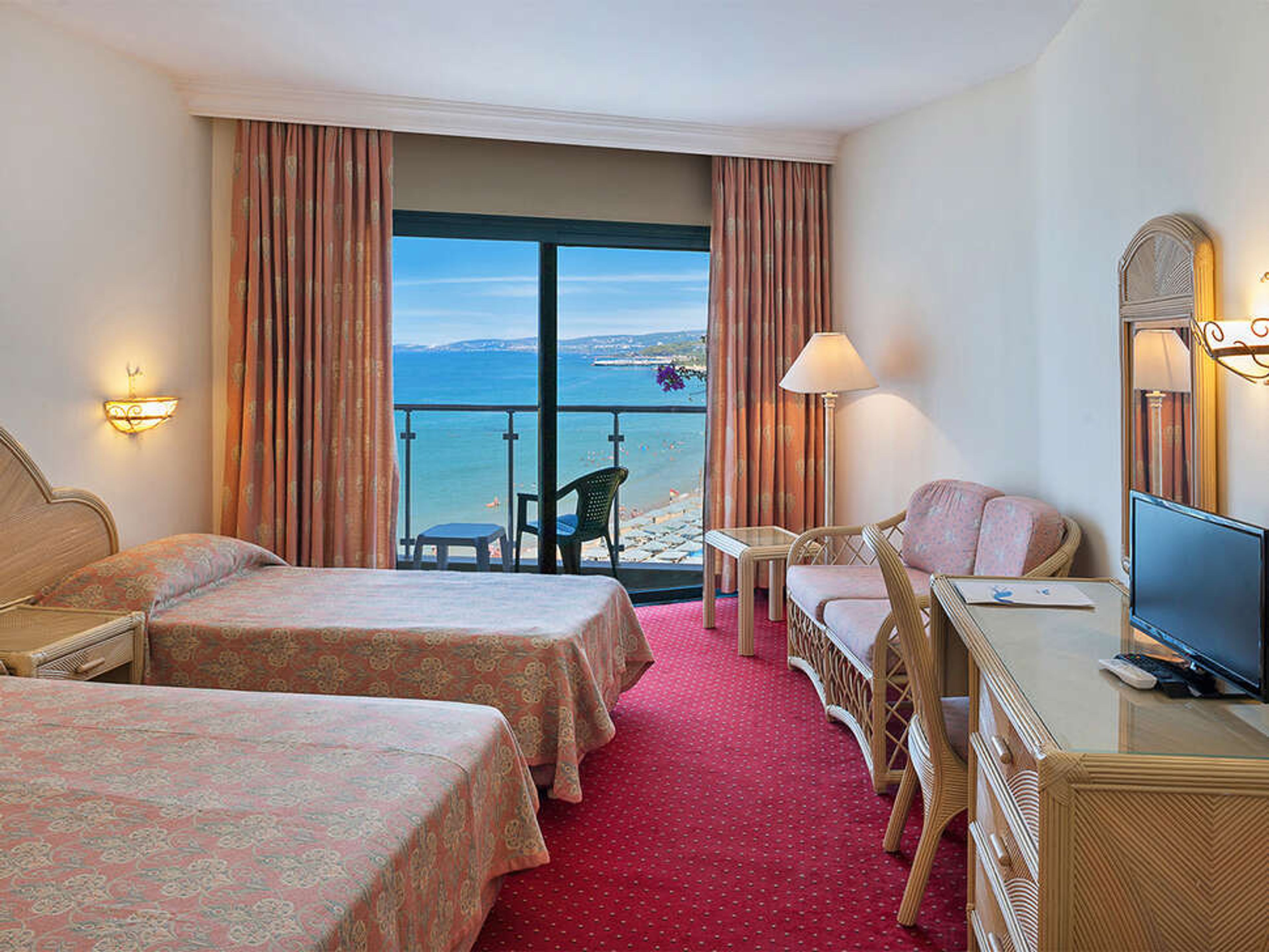 Aska Just In Beach foto 3