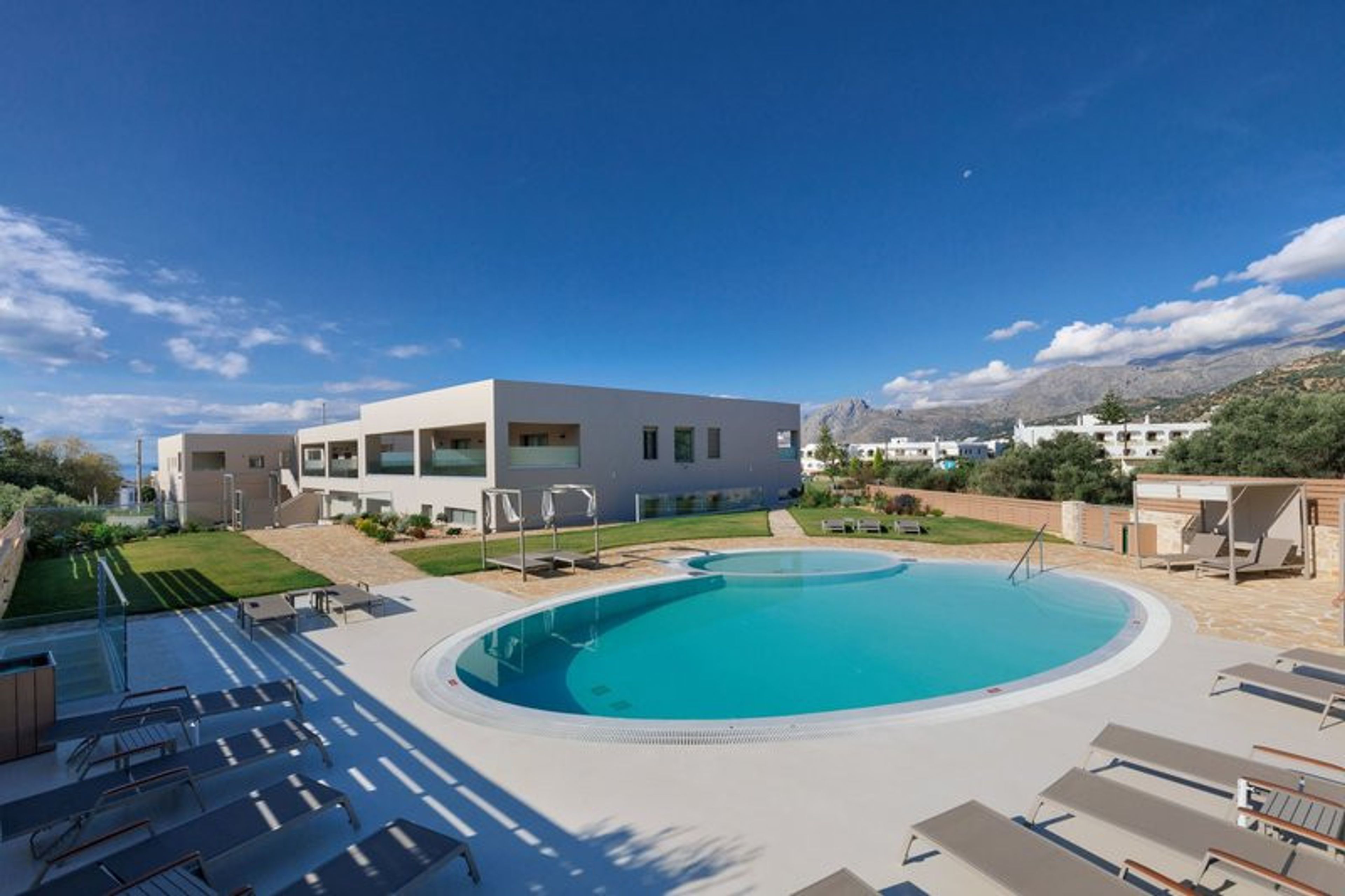 Belvedere Apts and Spa