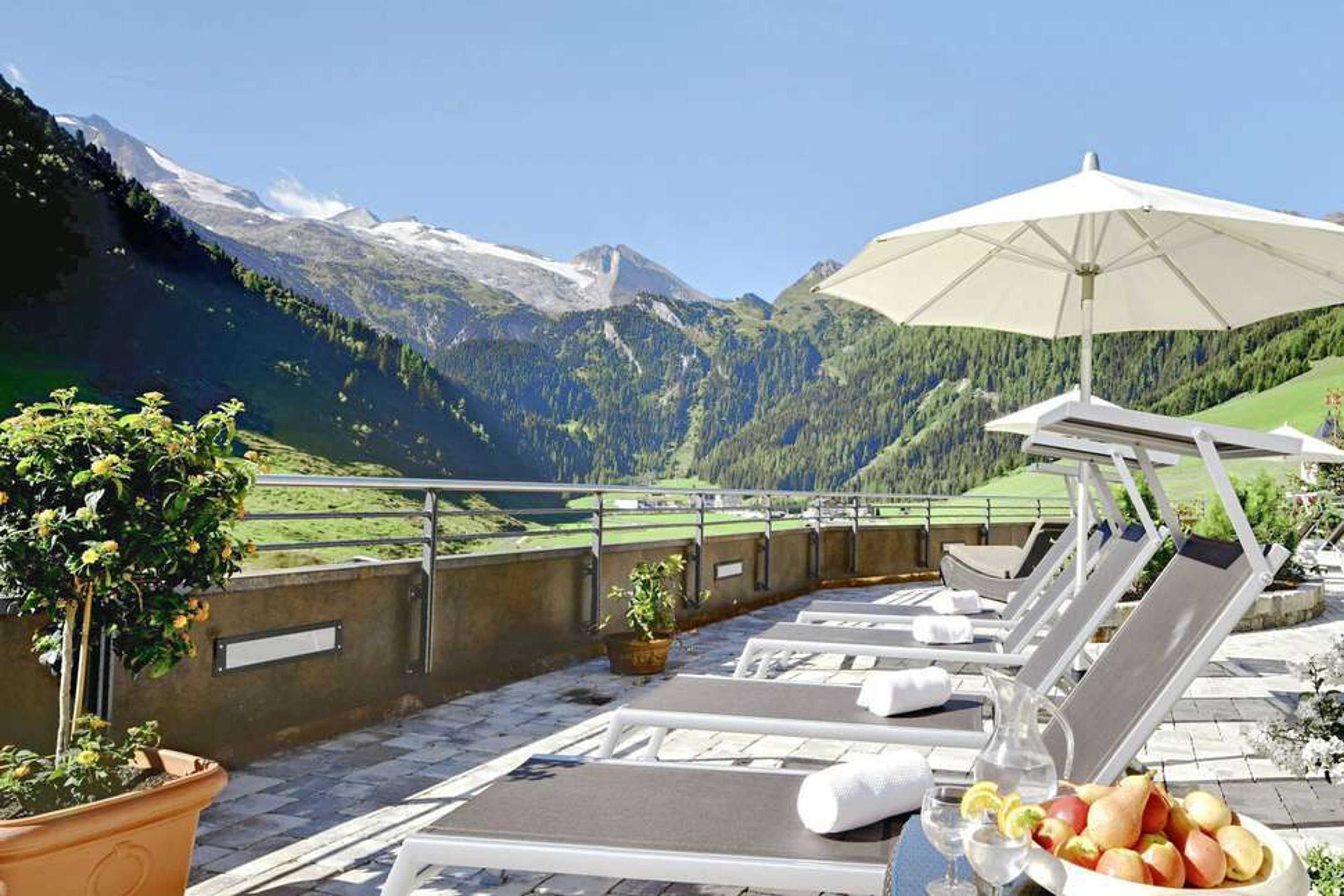 Berghof Crystal Spa & Sports