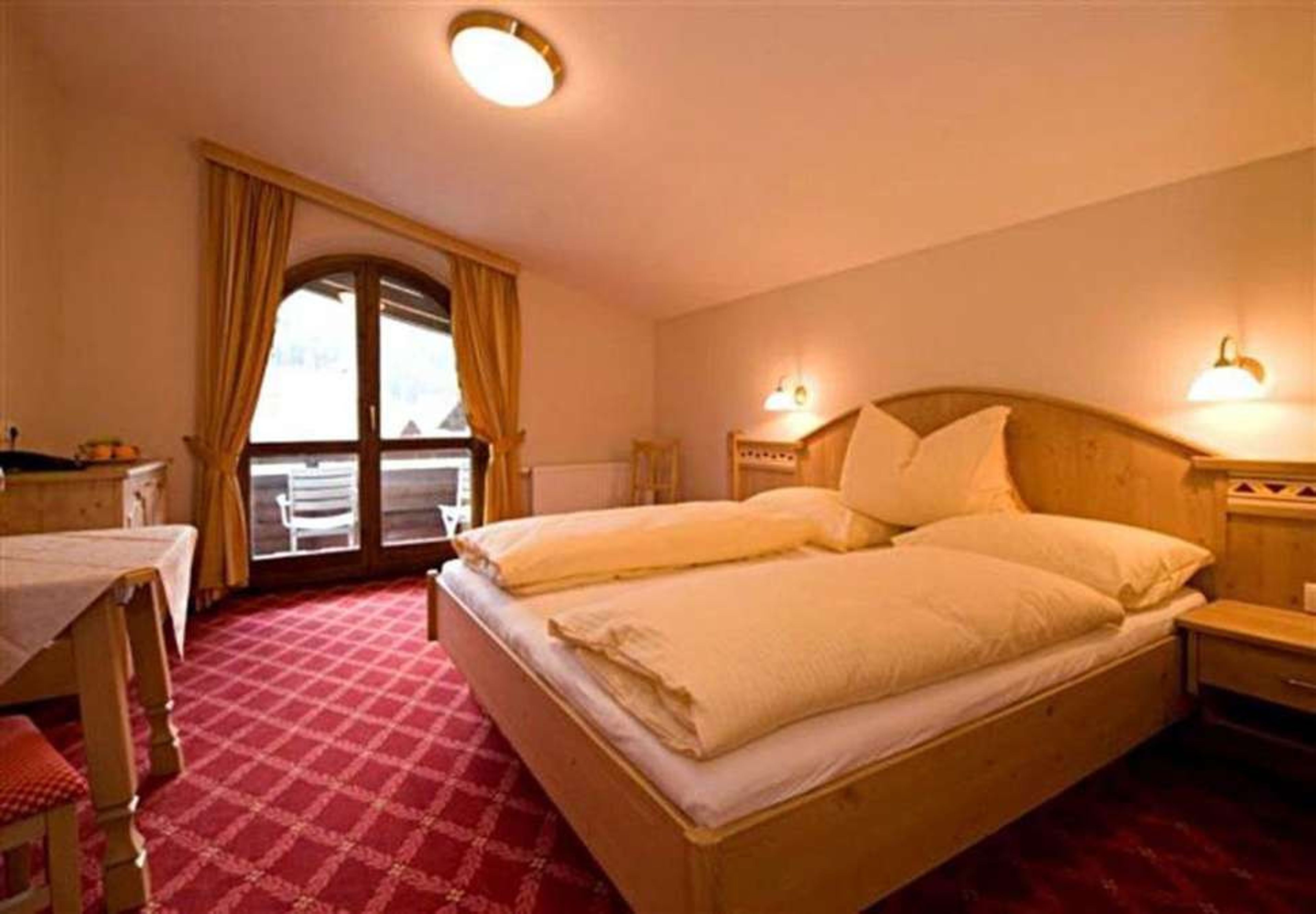 Bischofsmutze foto 1