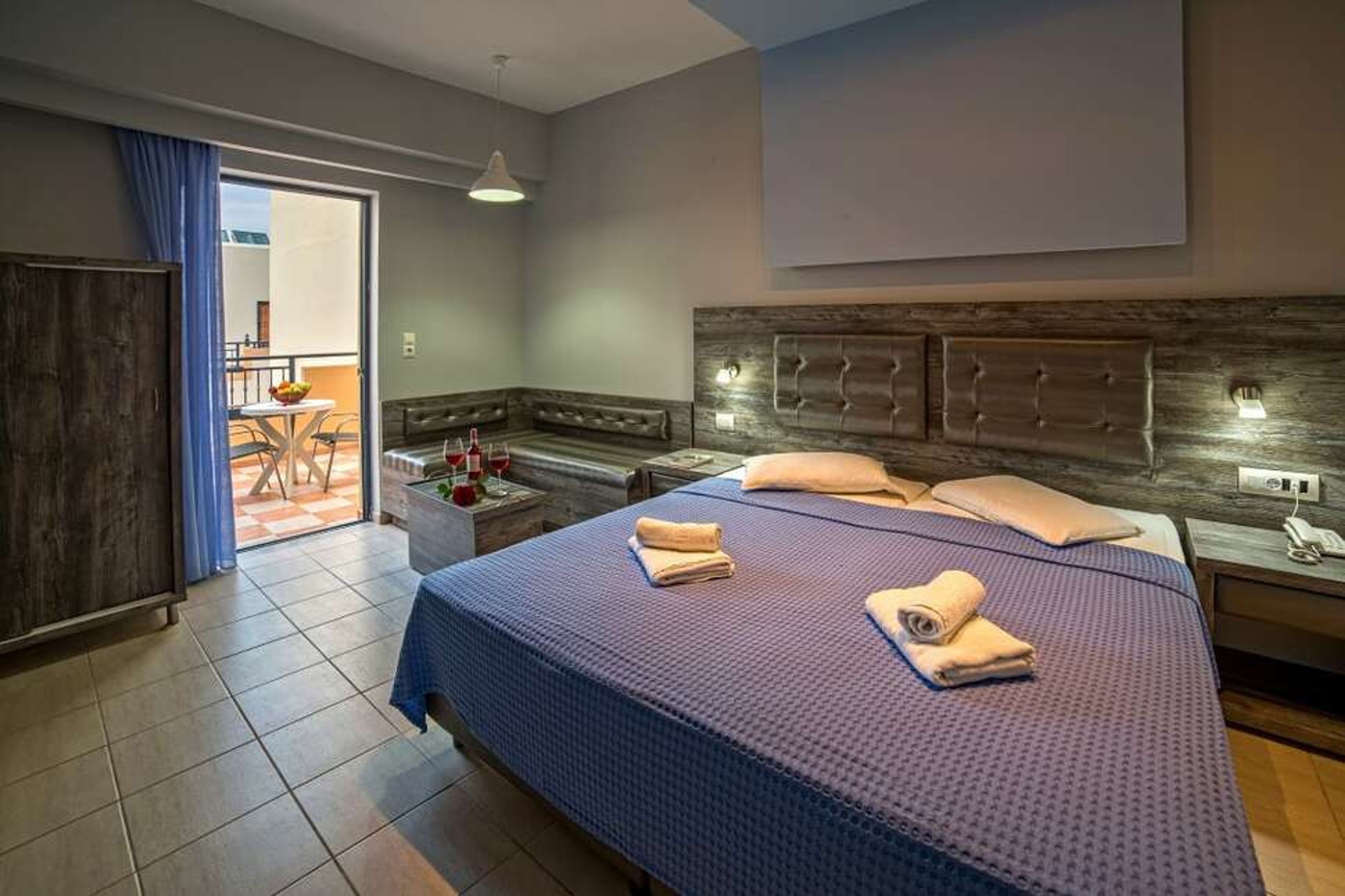 Blue Aegean Hotel & Suites foto 2