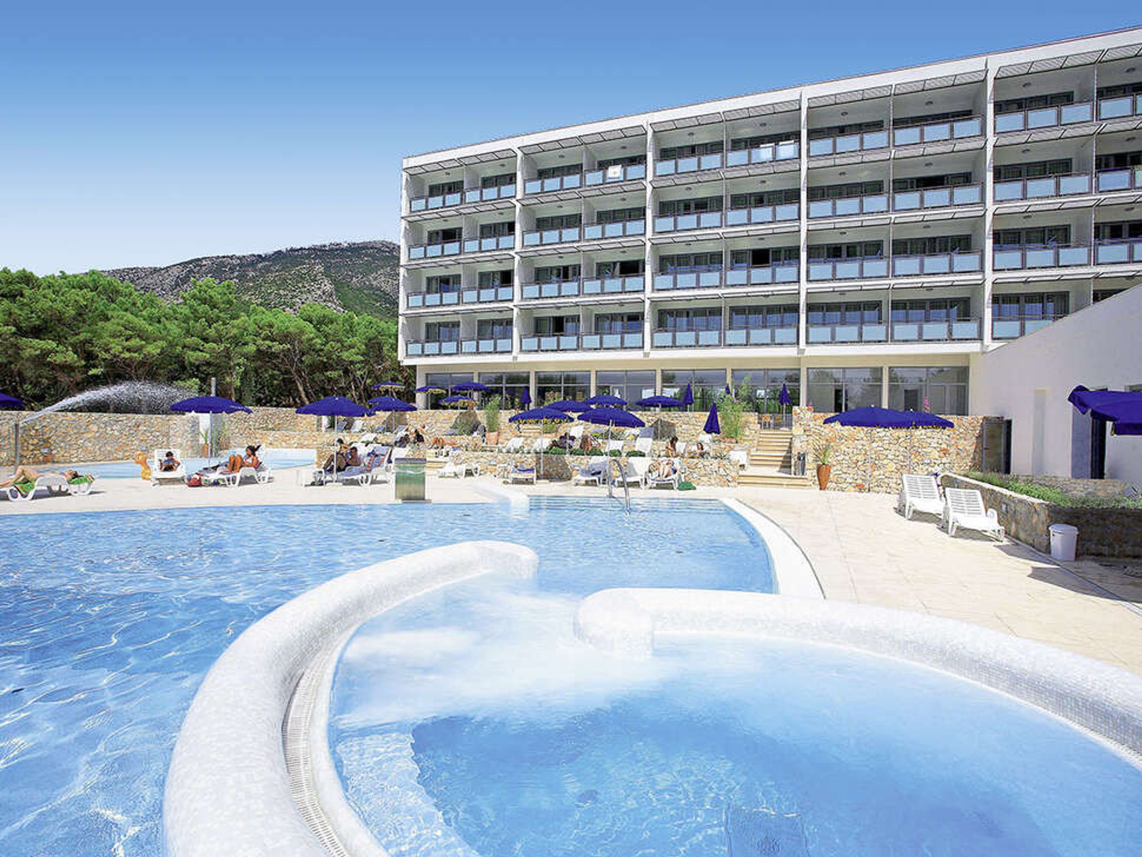 Bluesun Elaphusa foto 2