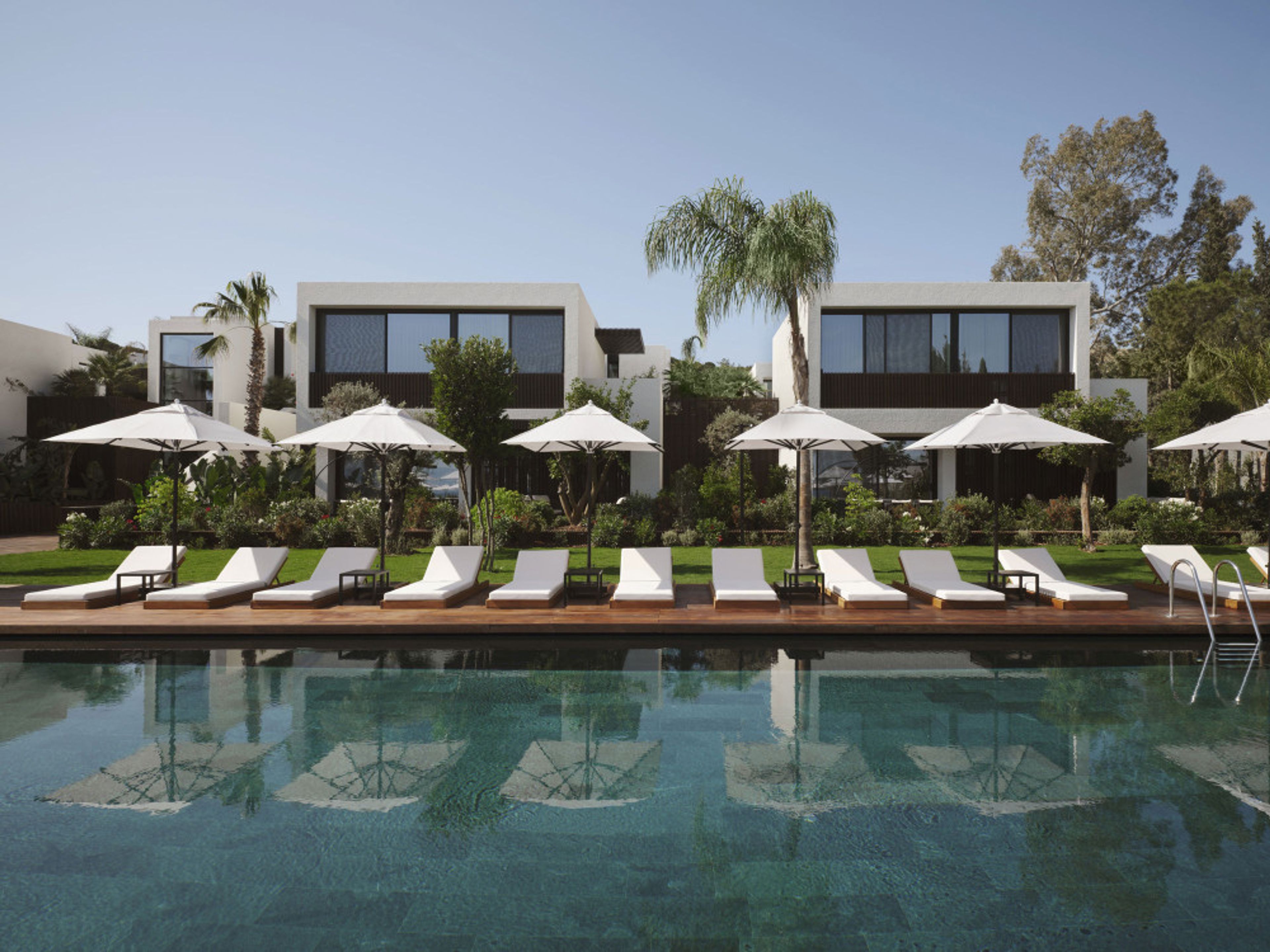 Caja by Maxx Royal foto 1