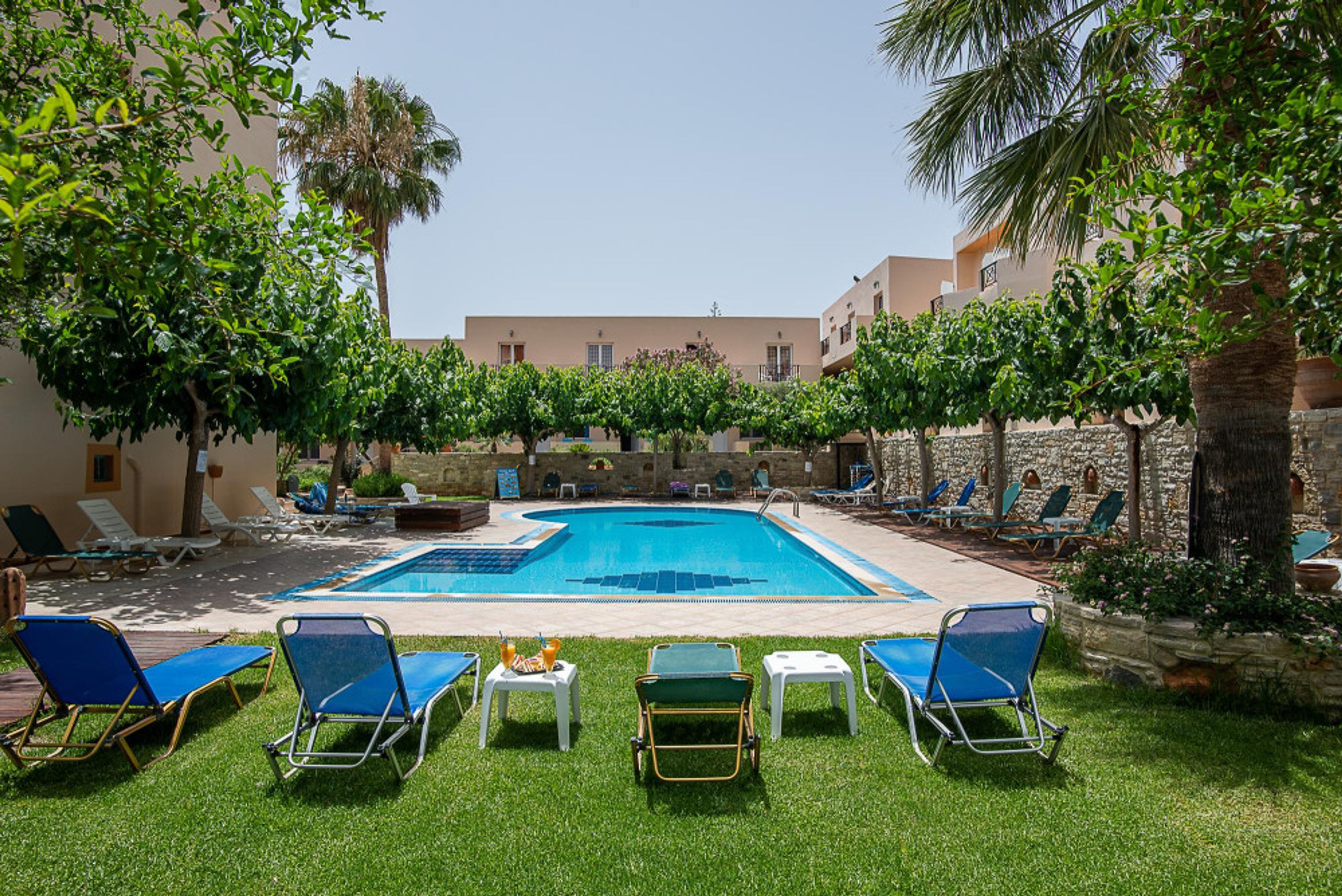 Calypso Beach foto 1