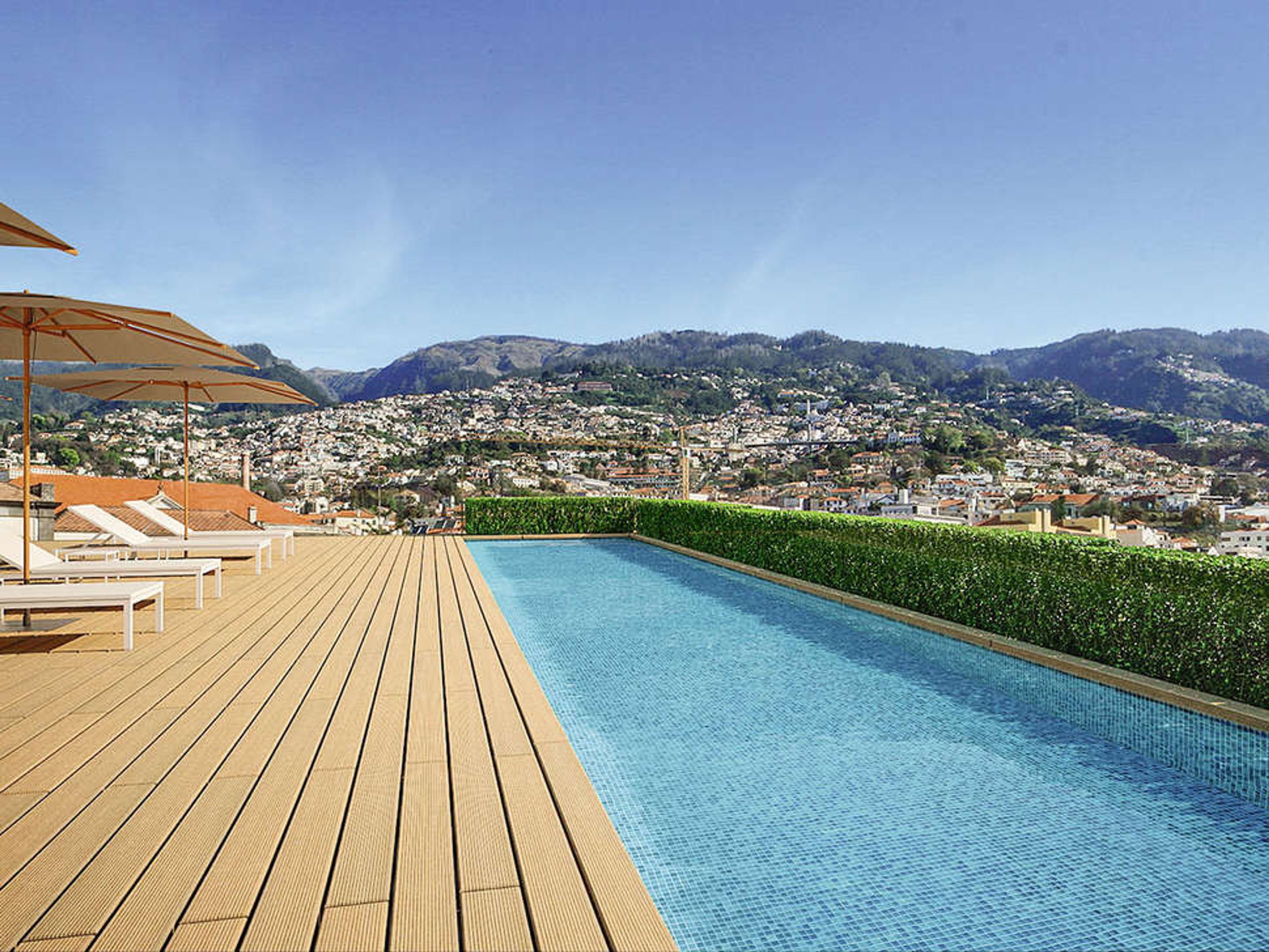 Castanheiro Boutique