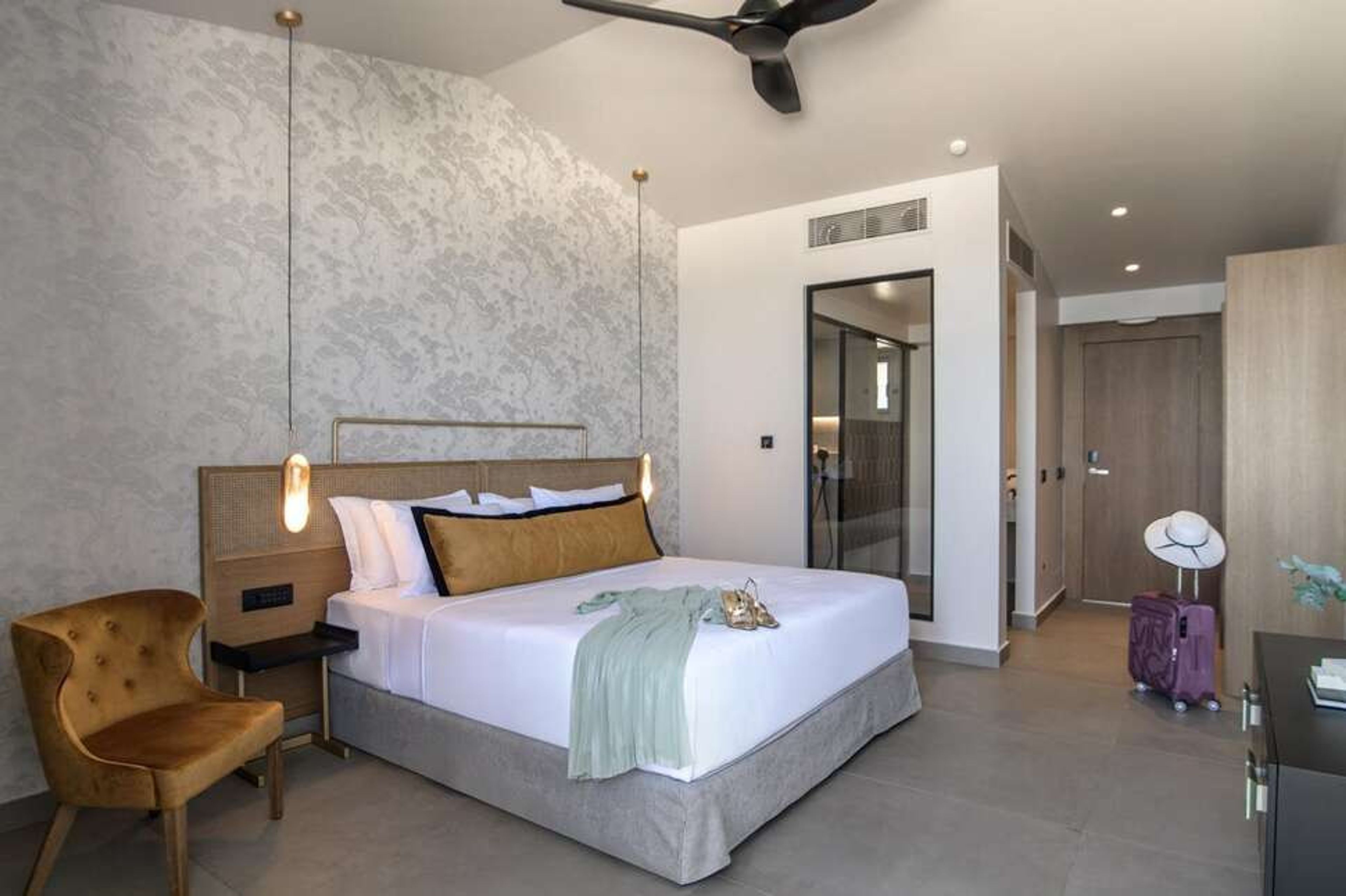 Castello Boutique Suites by the sea foto 1