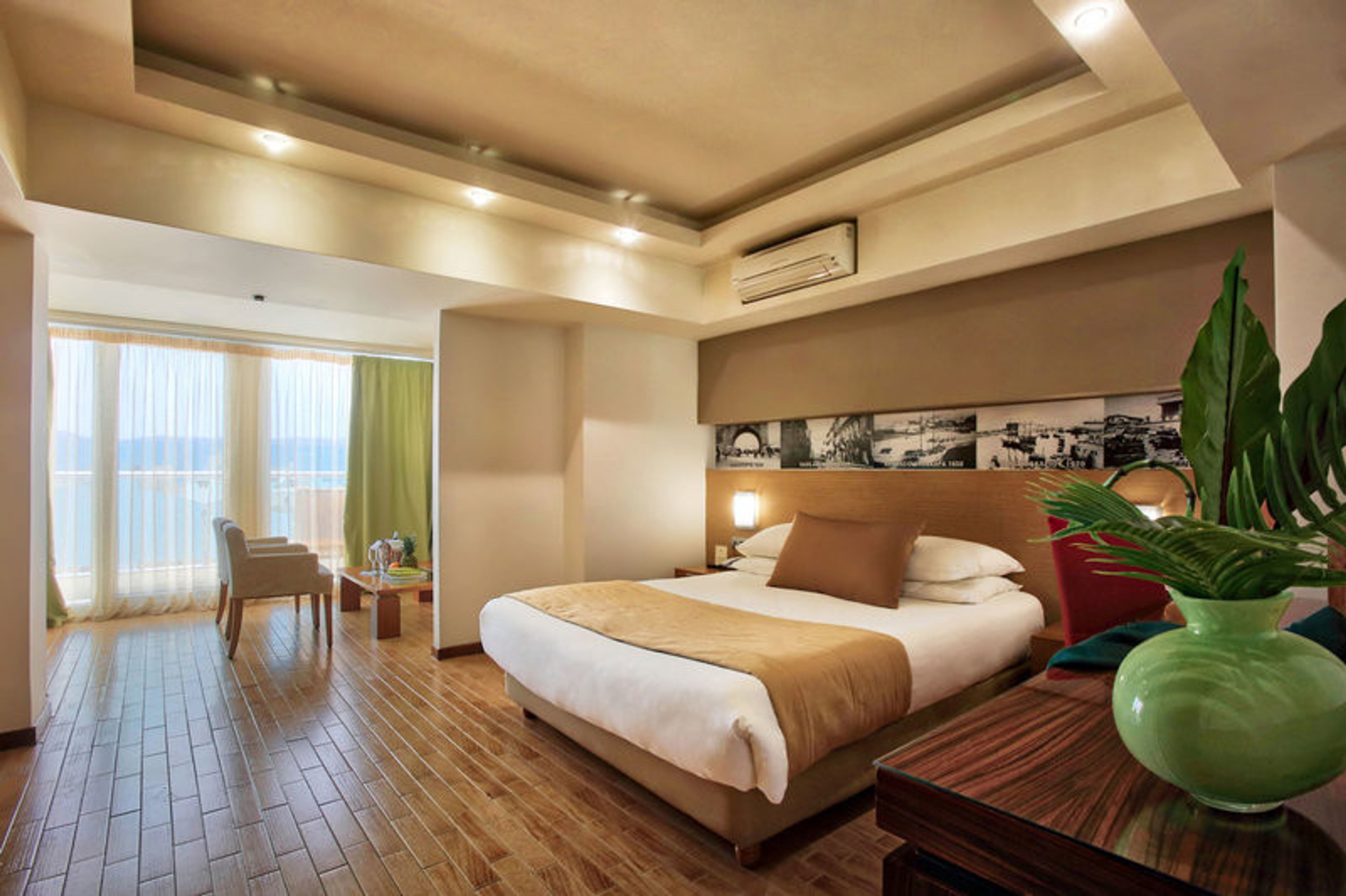 Capsis Astoria foto 3