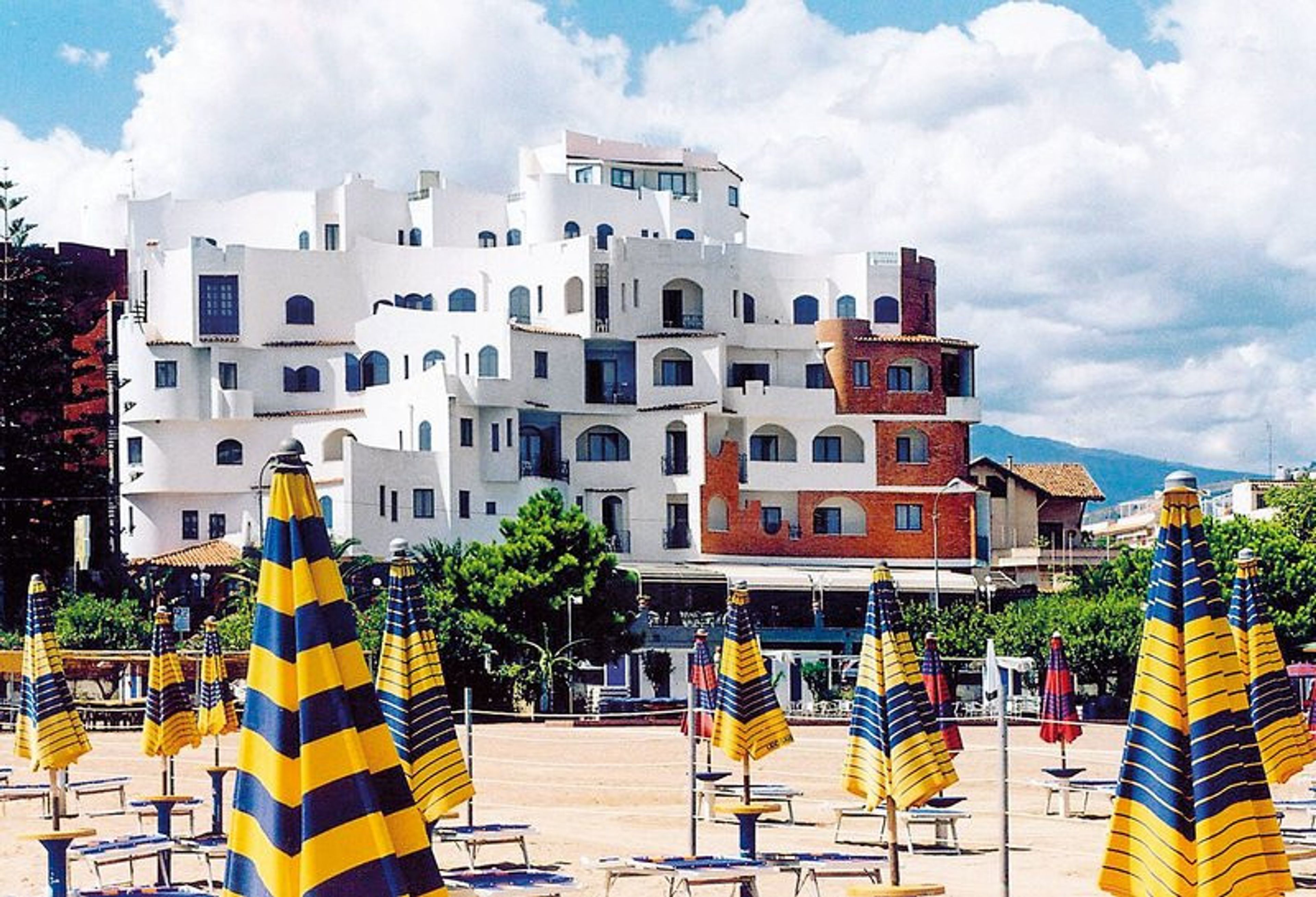 Chincherini Holiday Sporting Baia