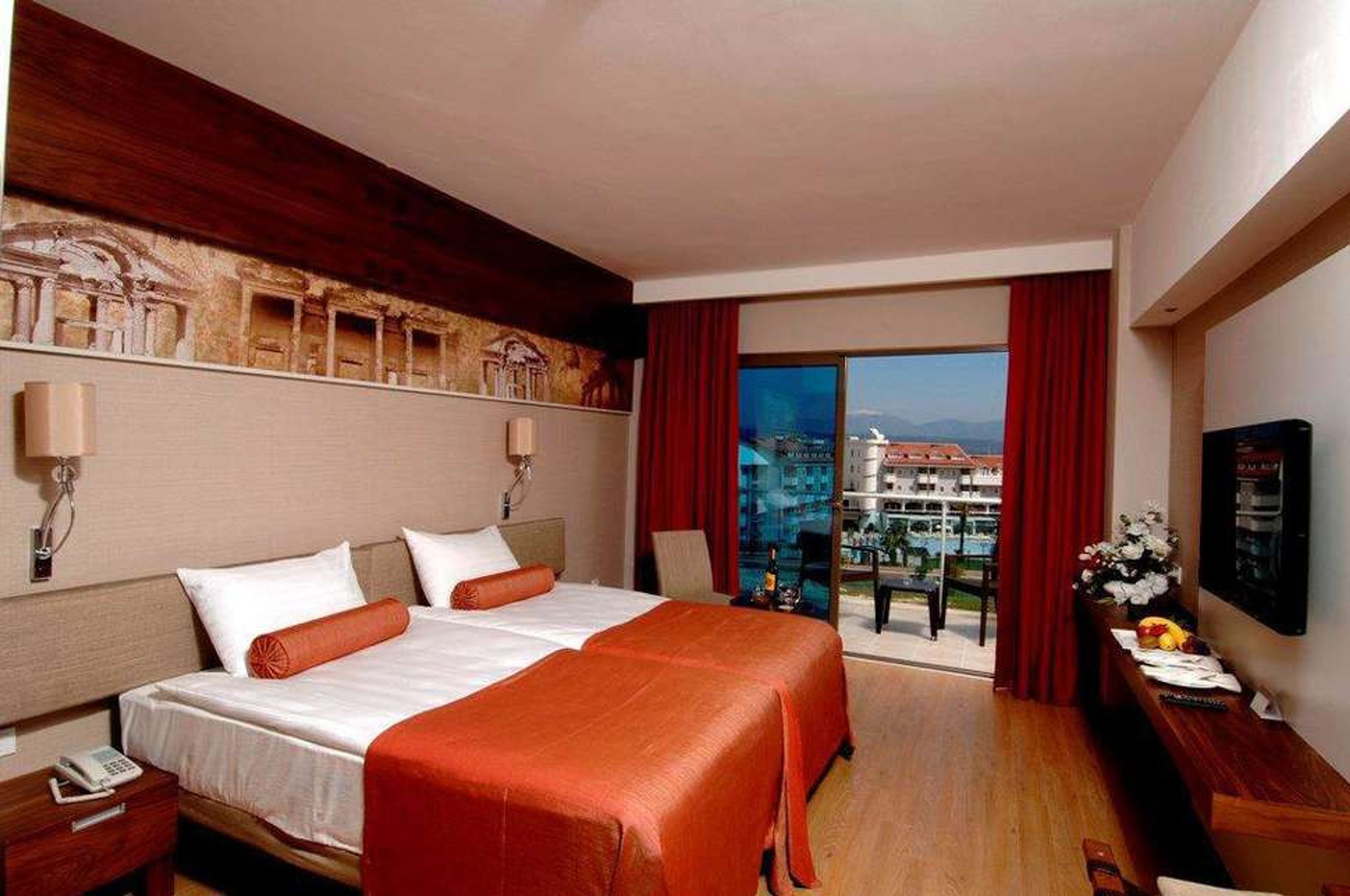 Commodore Elite Suites & Spa foto 3