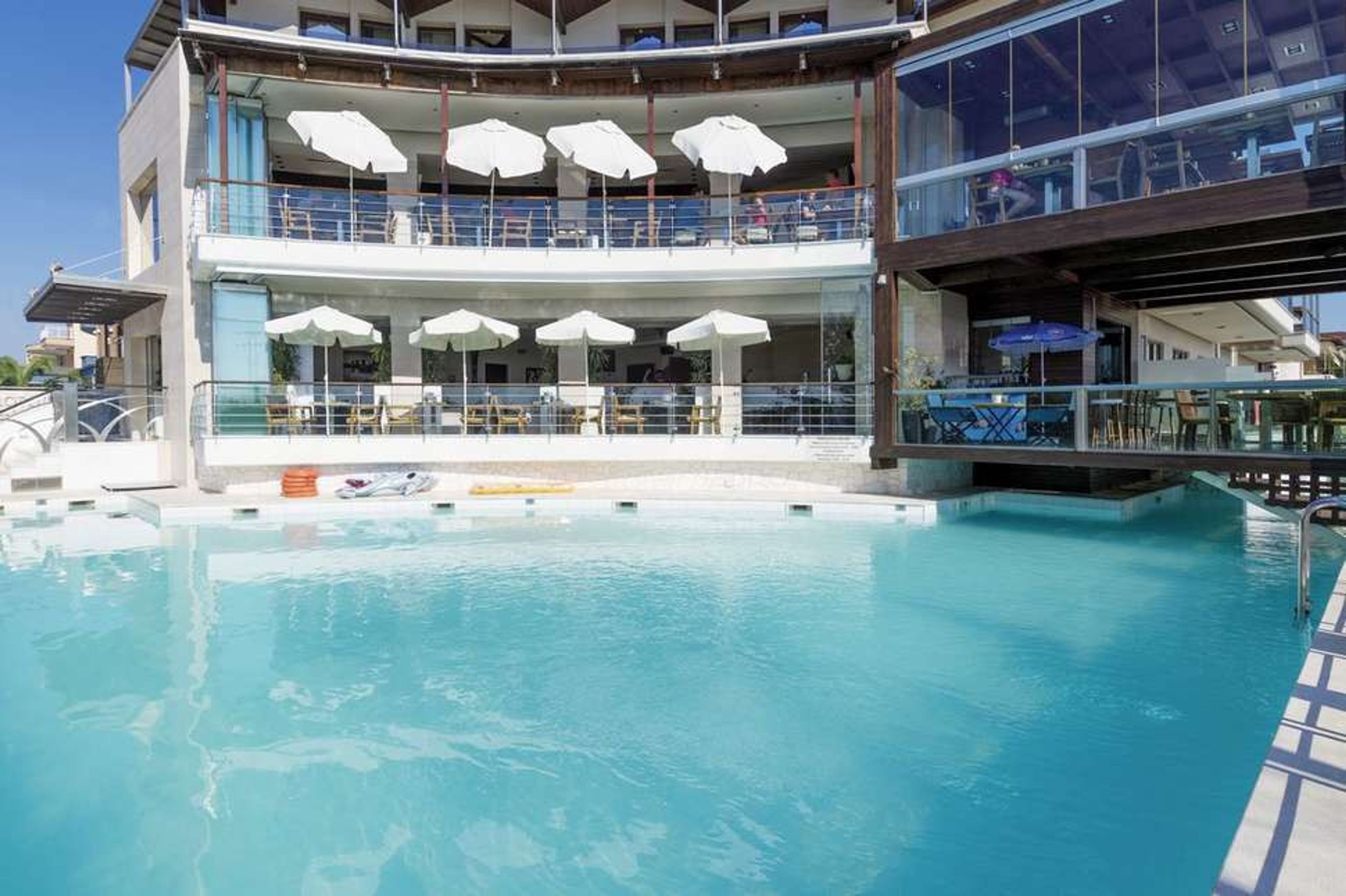 Cosmopolitan (ex Smartline Cosmopolitan) foto 1