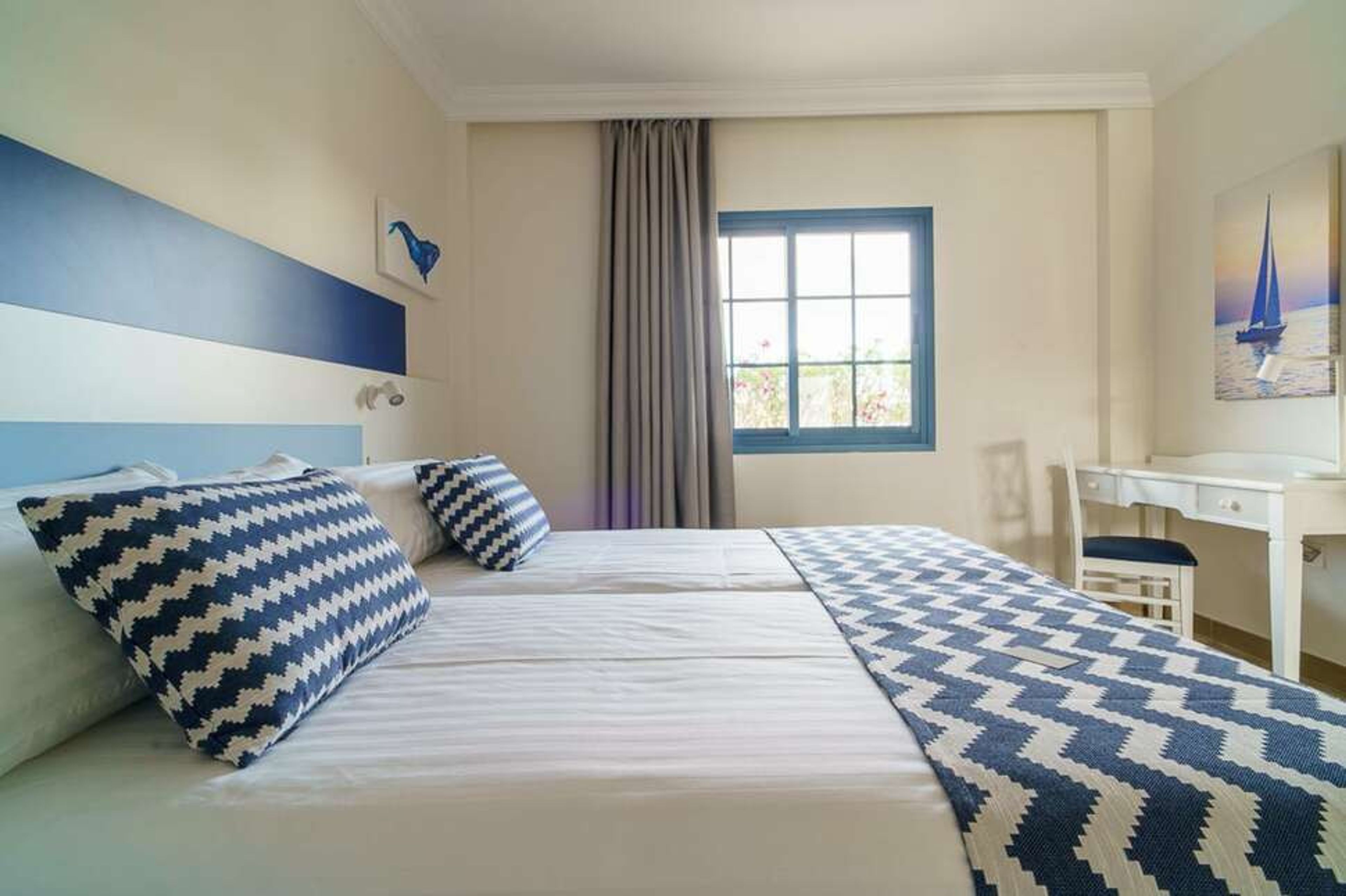 Cordial Marina Blanca foto 3