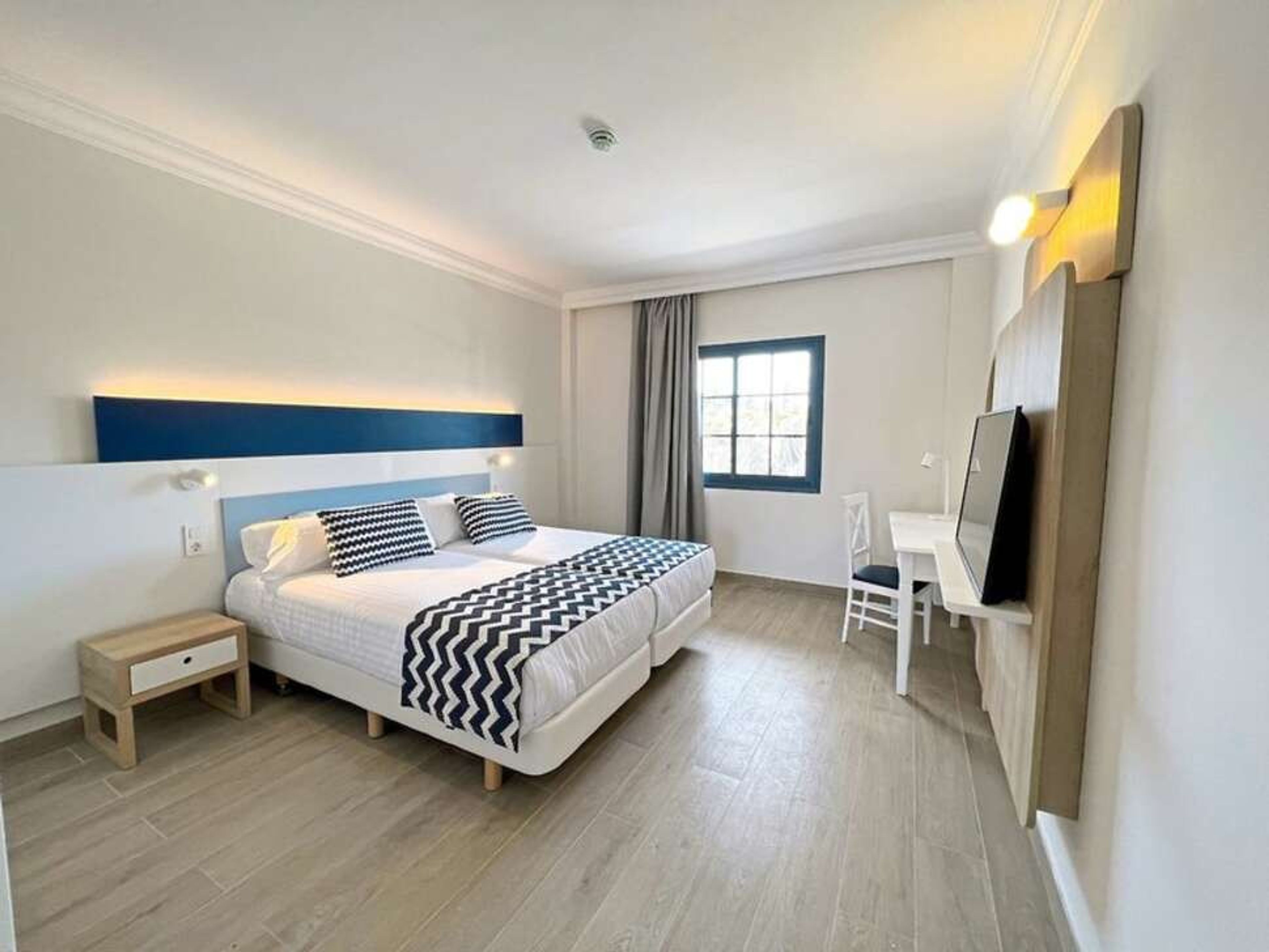 Cordial Marina Blanca foto 2