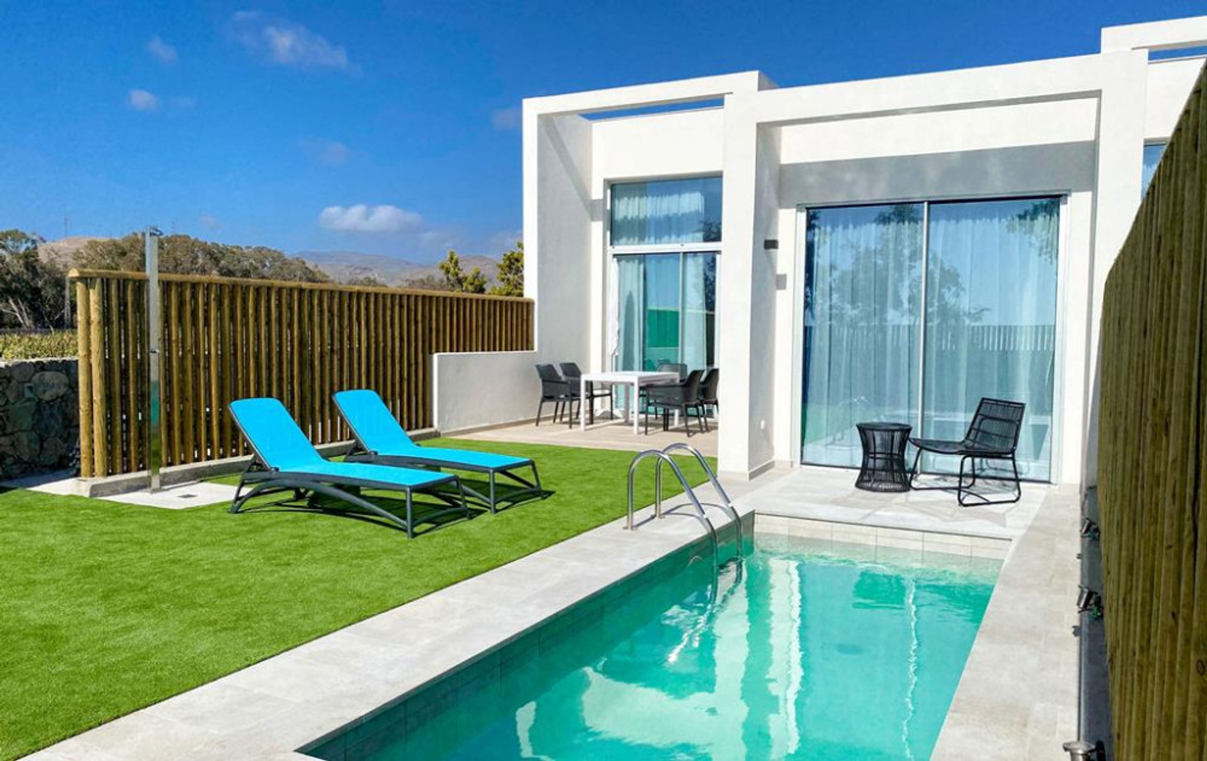Resort Cordial Santa Agueda en Perchel Beach Club