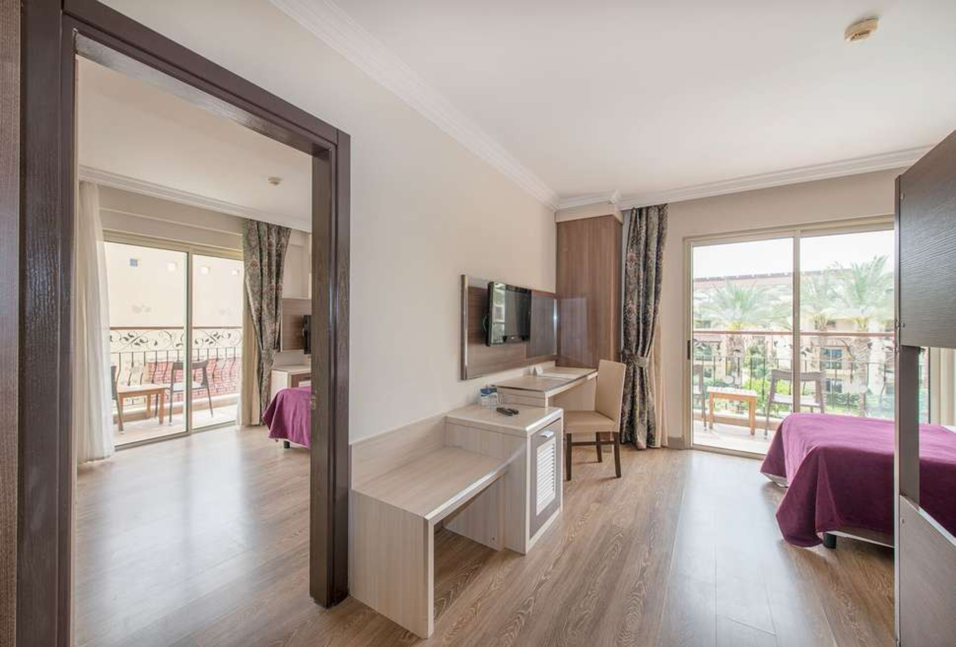 Crystal Aura Beach foto 4