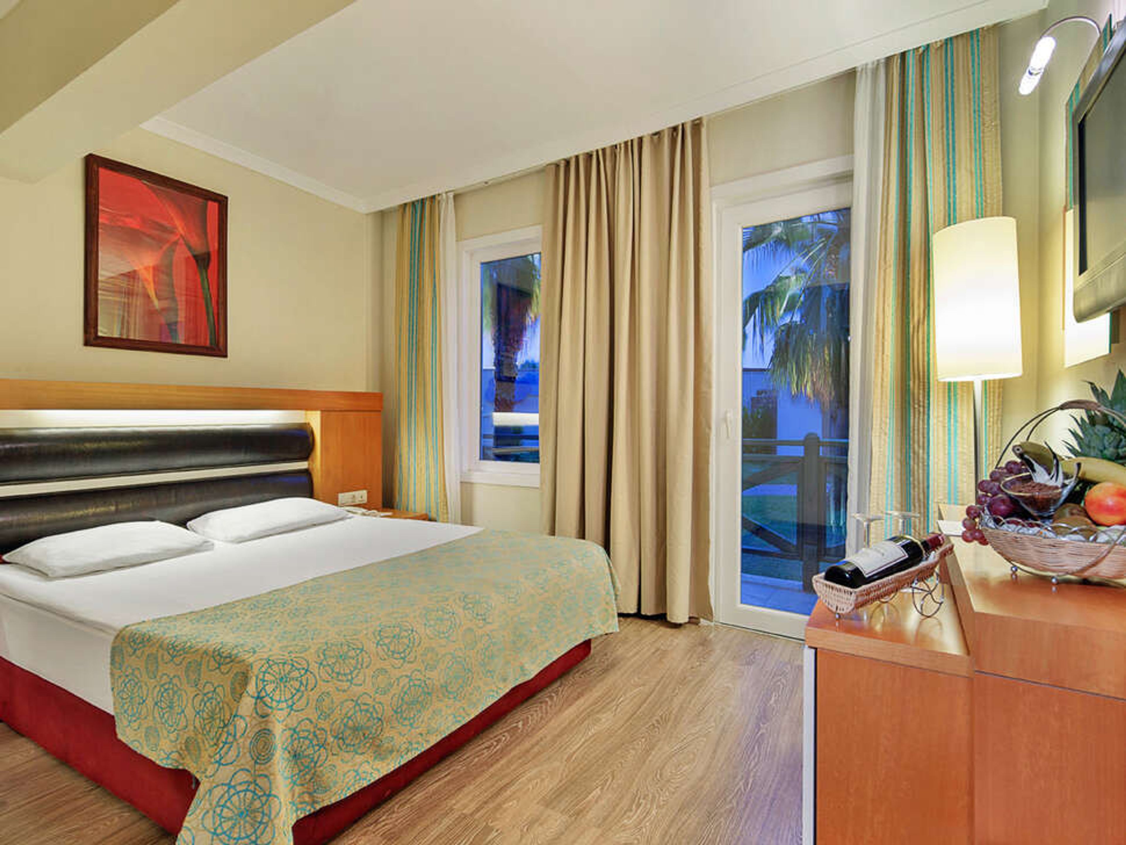 Crystal Flora Beach Resort foto 3