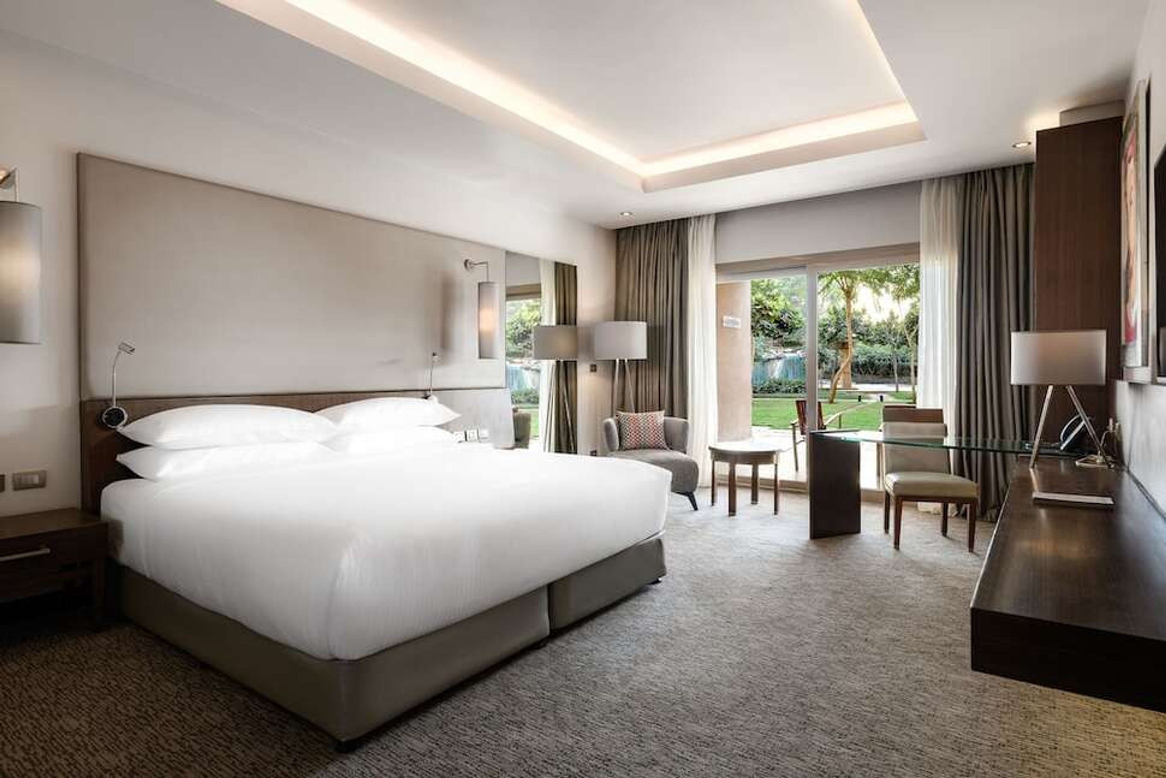 Dusit Thani LakeView Cairo foto 3